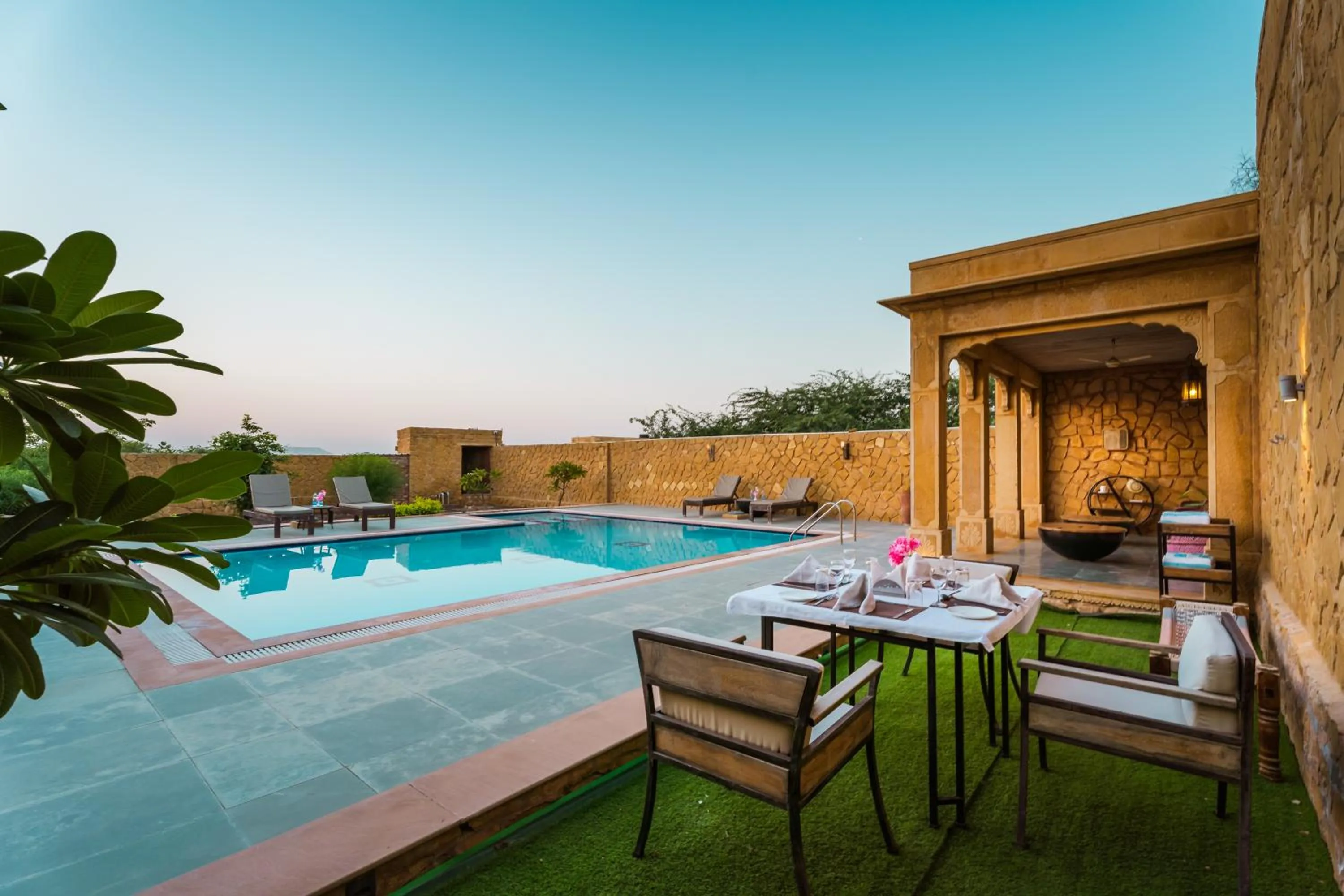 Swimming pool in The Mama's Resort & Camp