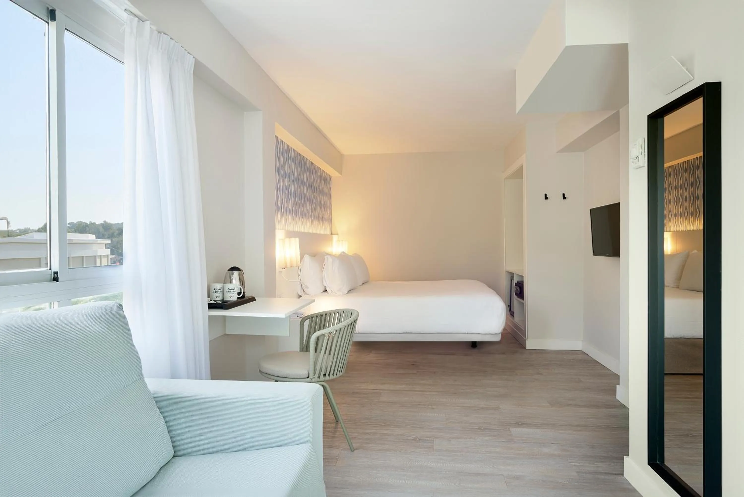 Bed in Exe Portals Nous