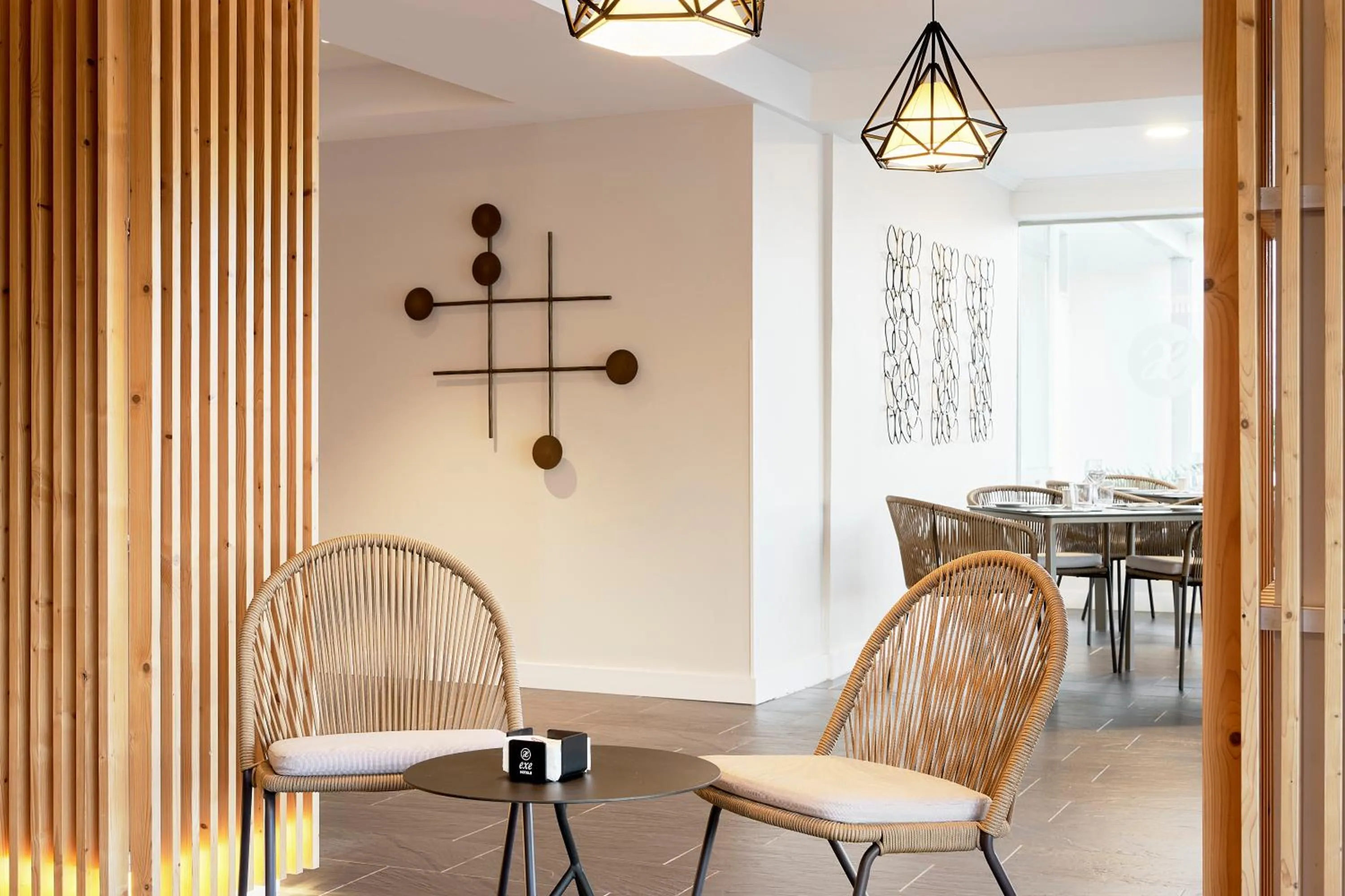 Restaurant/places to eat in Exe Portals Nous