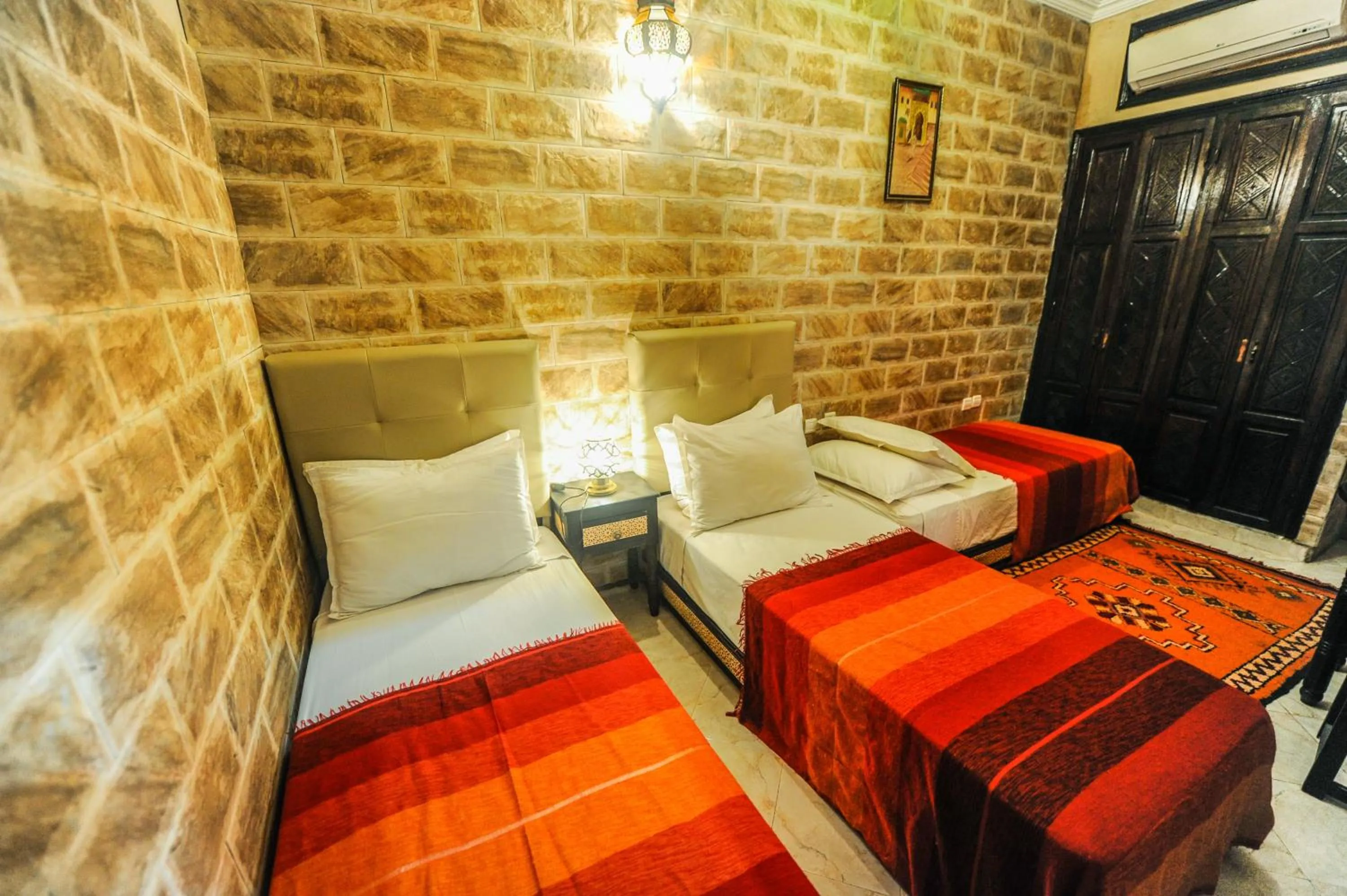 Photo of the whole room, Bed in Riad Errabii & Spa