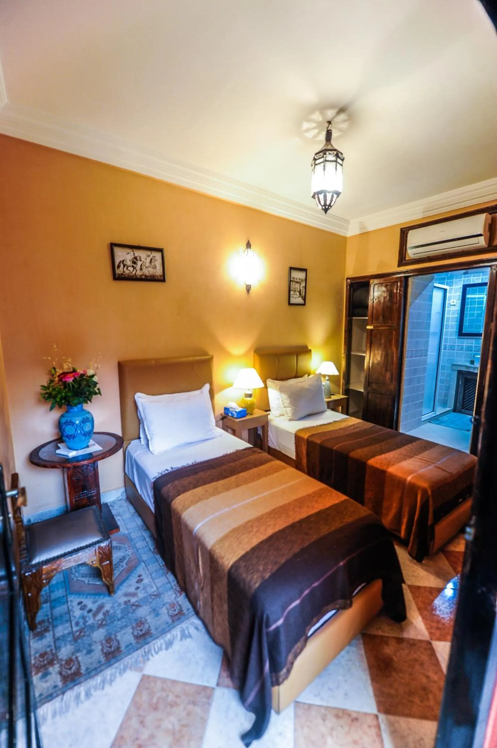 Photo of the whole room, Bed in Riad Errabii & Spa