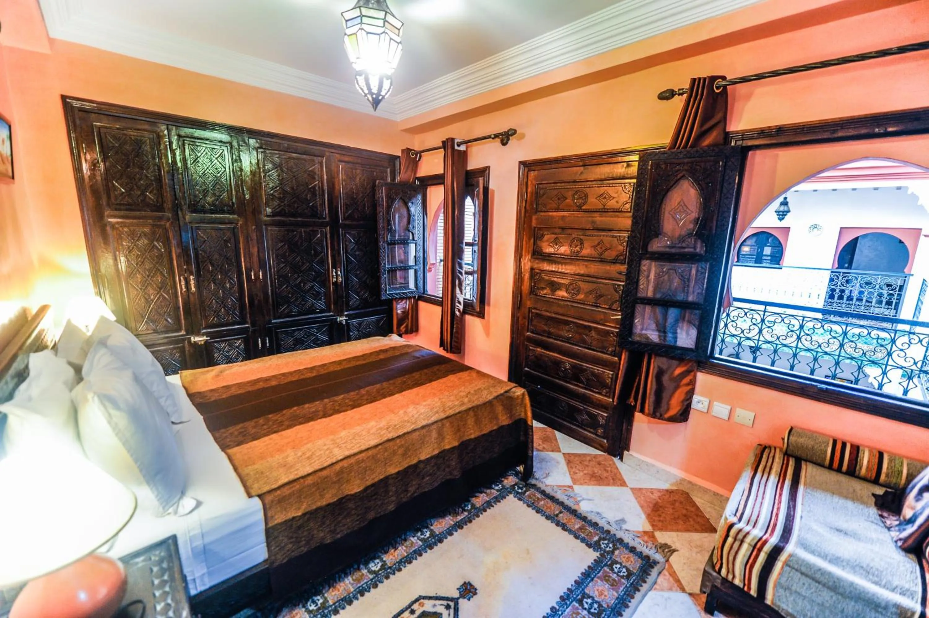 Bed in Riad Errabii & Spa