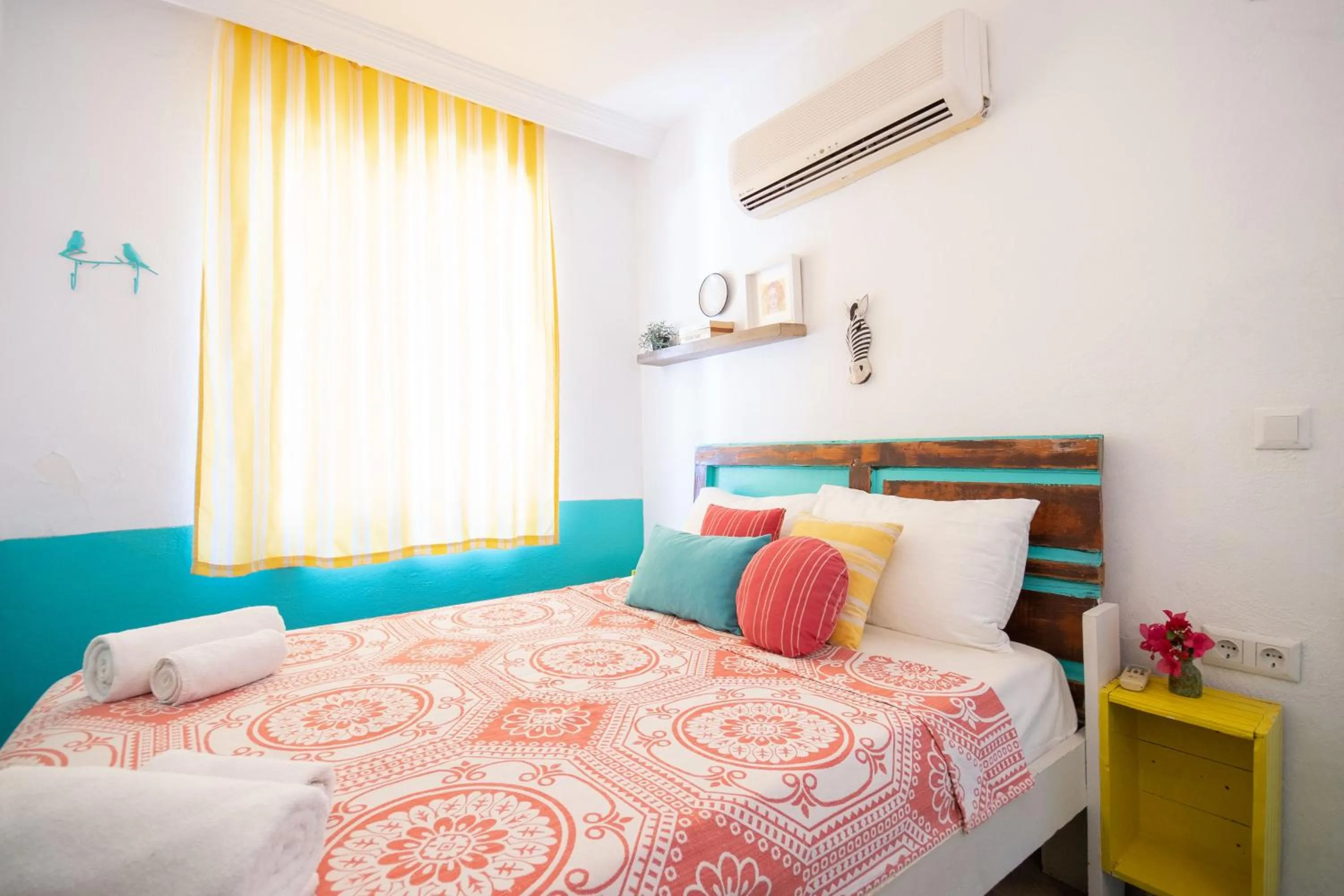 Bed in Kuytu Bed & Breakfast