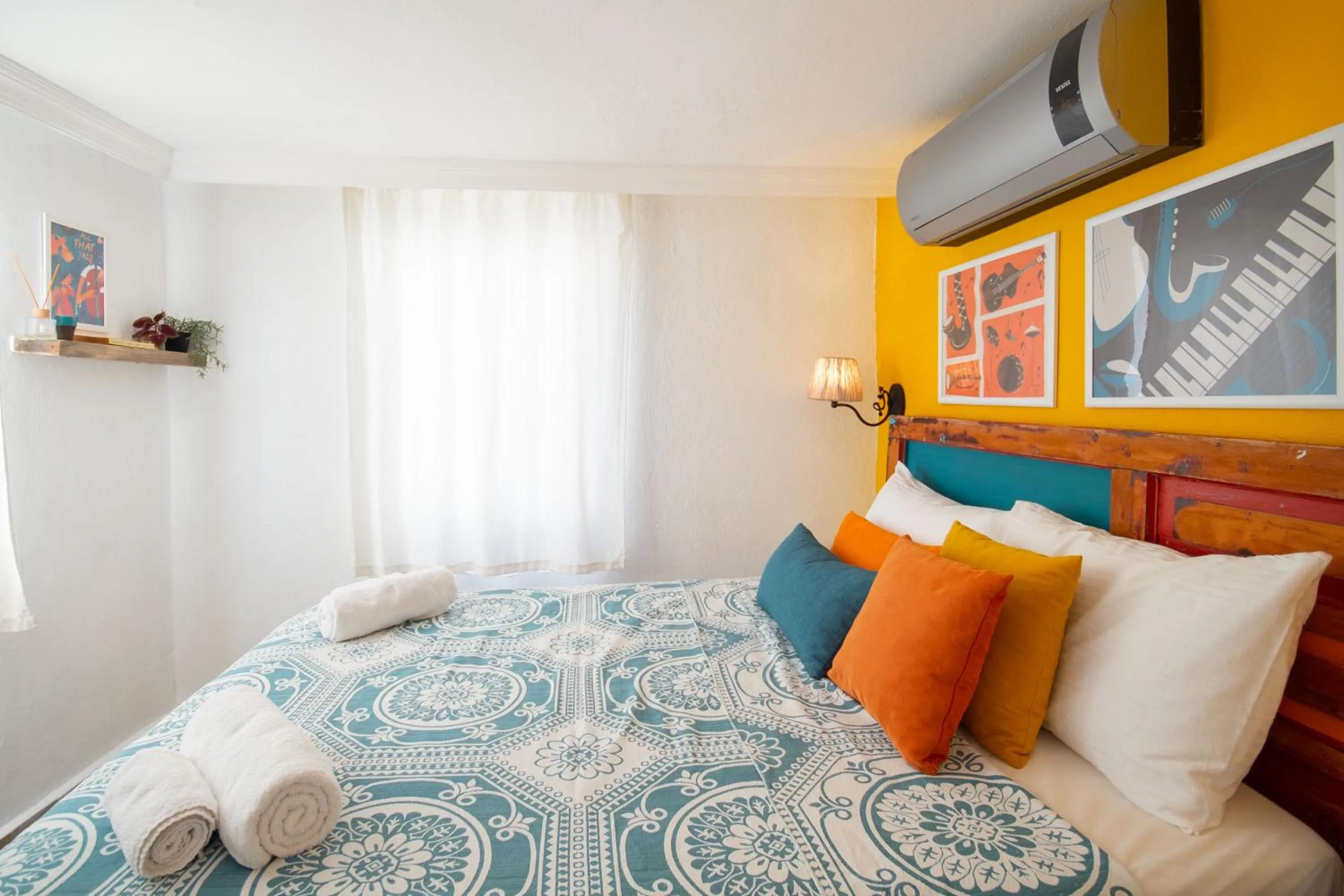 Bed in Kuytu Bed & Breakfast