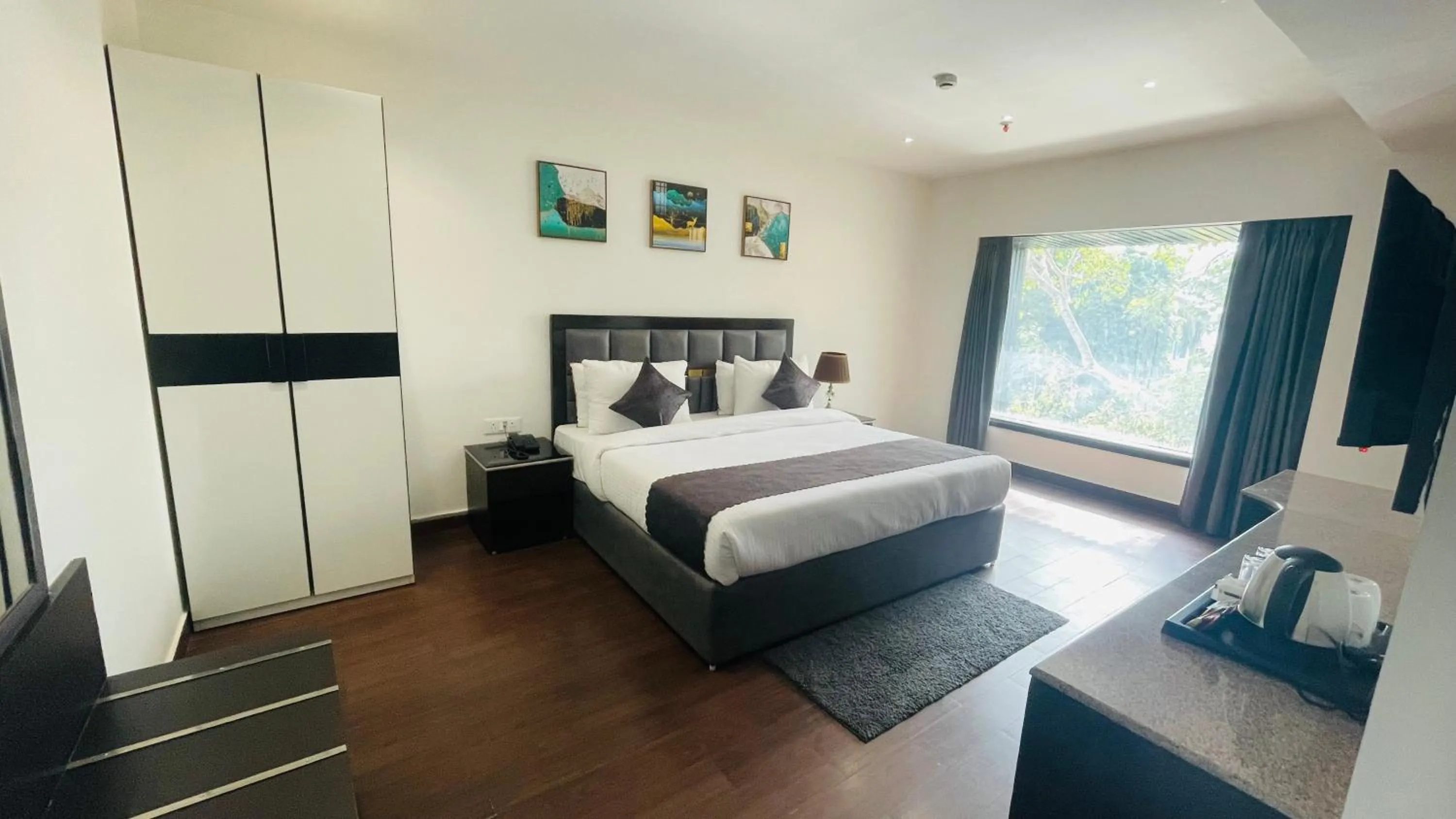 Bed in Saltstayz Select - Malcha & Chankyapuri