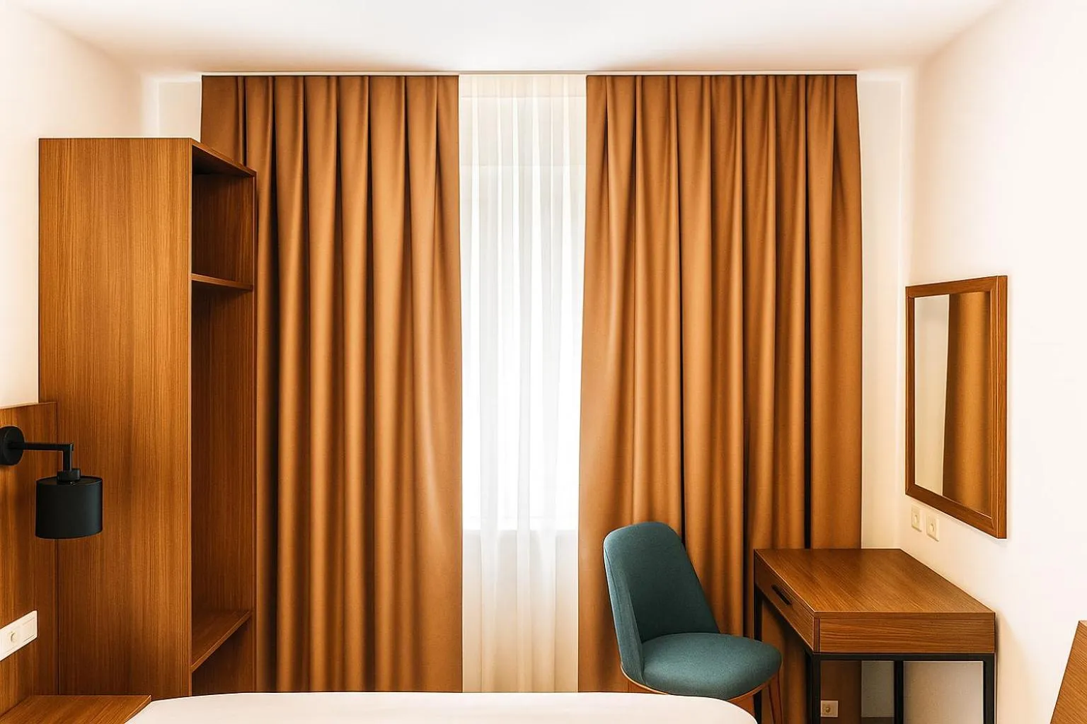 Photo of the whole room in Lillys Hotel München