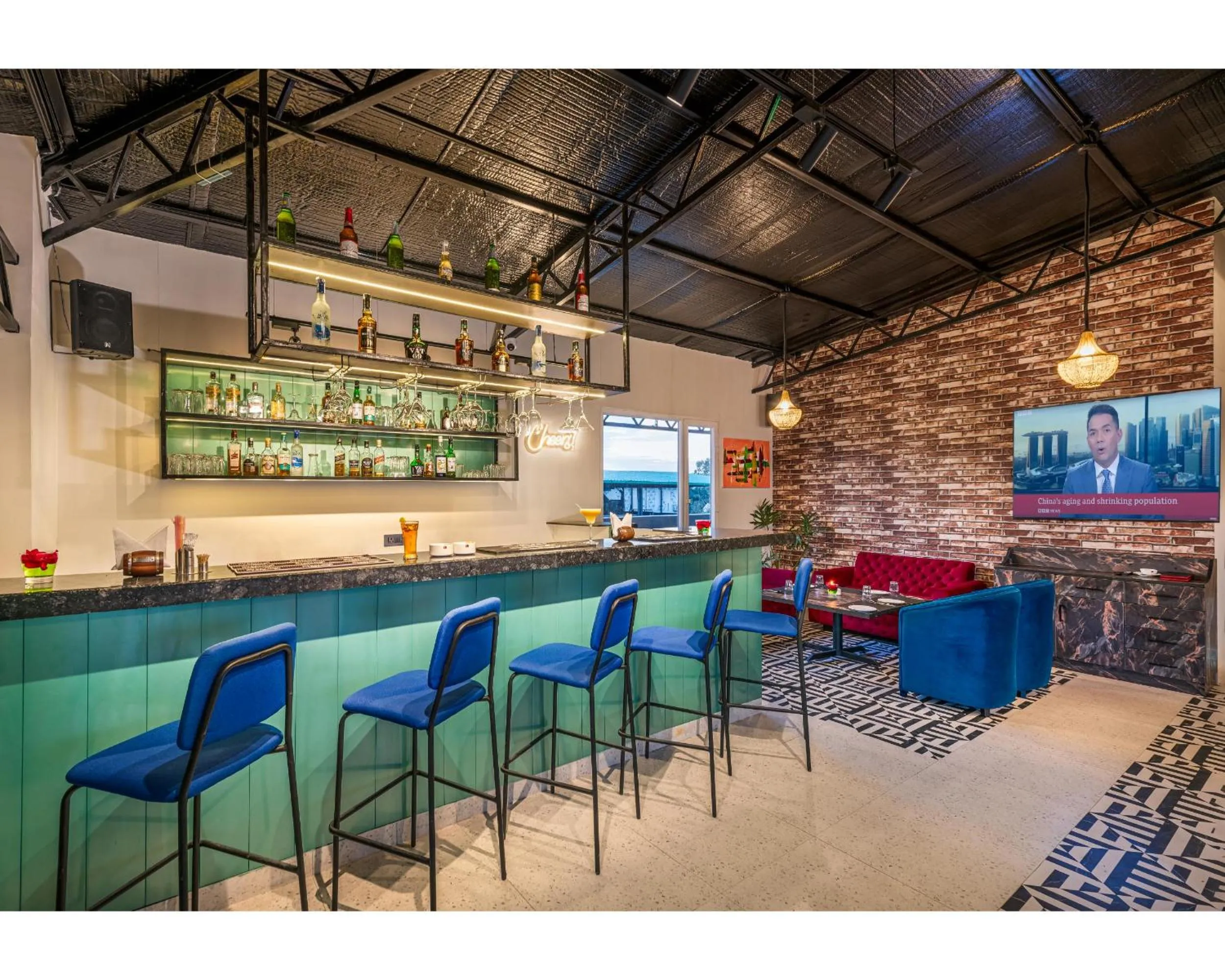 Lounge or bar in Lords Eco Inn Dehradun