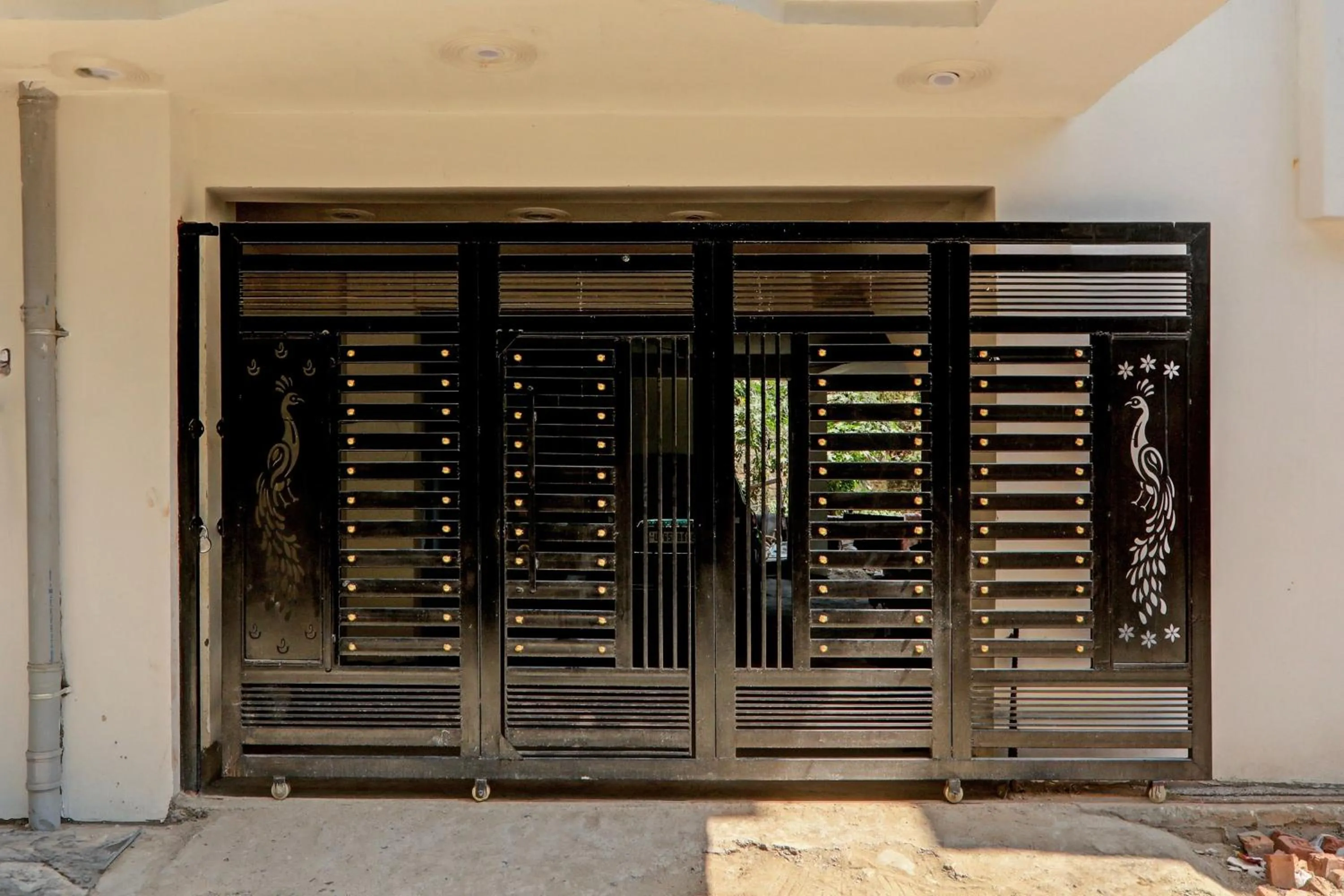 Facade/entrance in Hotel O Aanandwan Palace