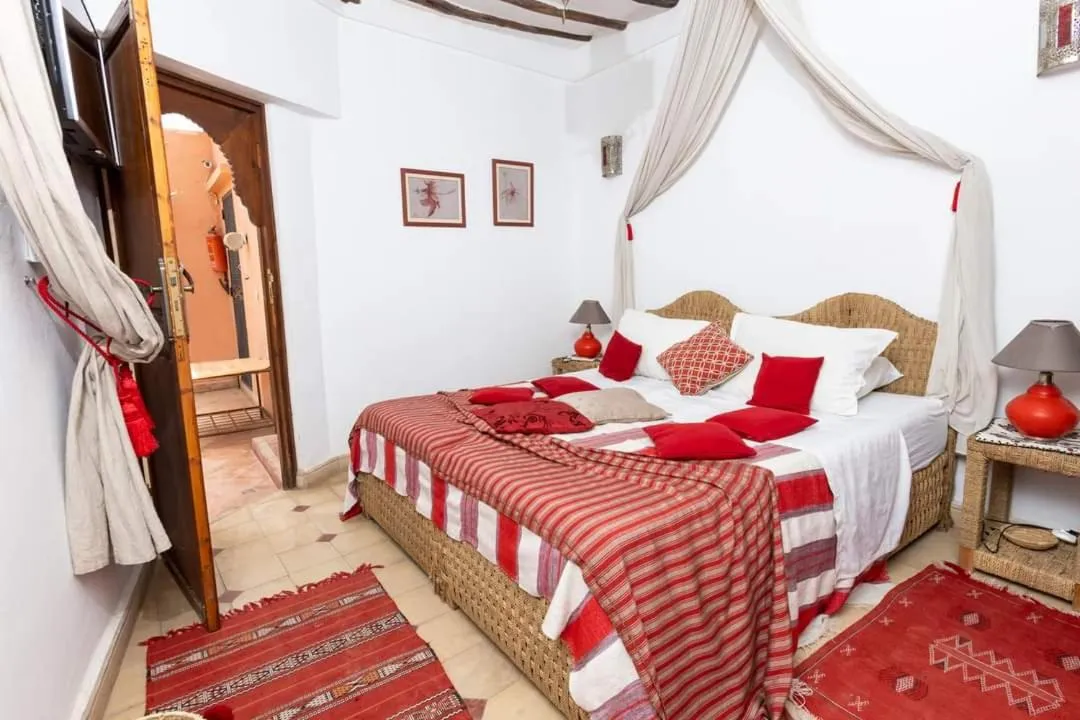 Bed in Riad Aquarelle By GE