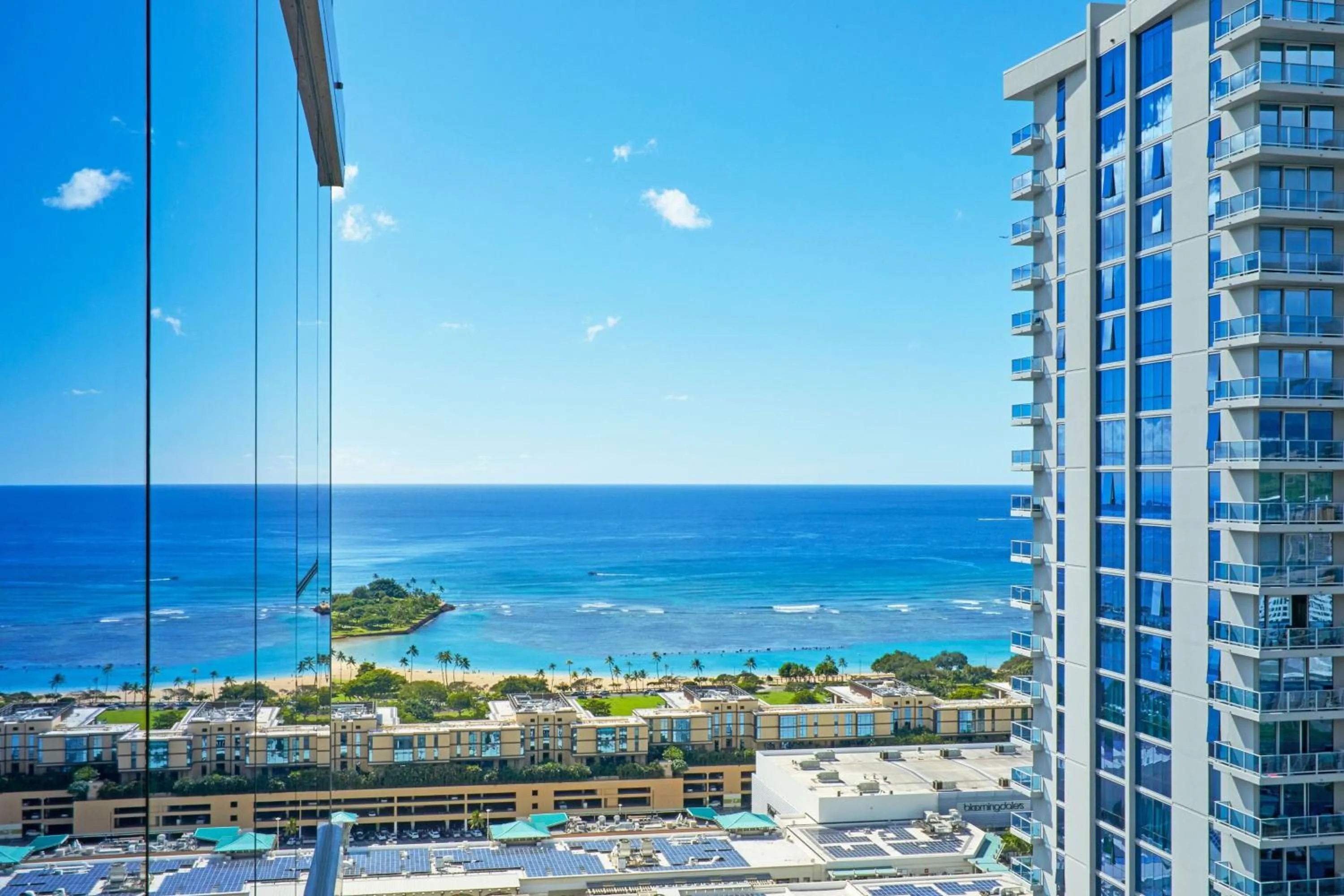 Photo of the whole room in Renaissance Residences Oahu Honolulu