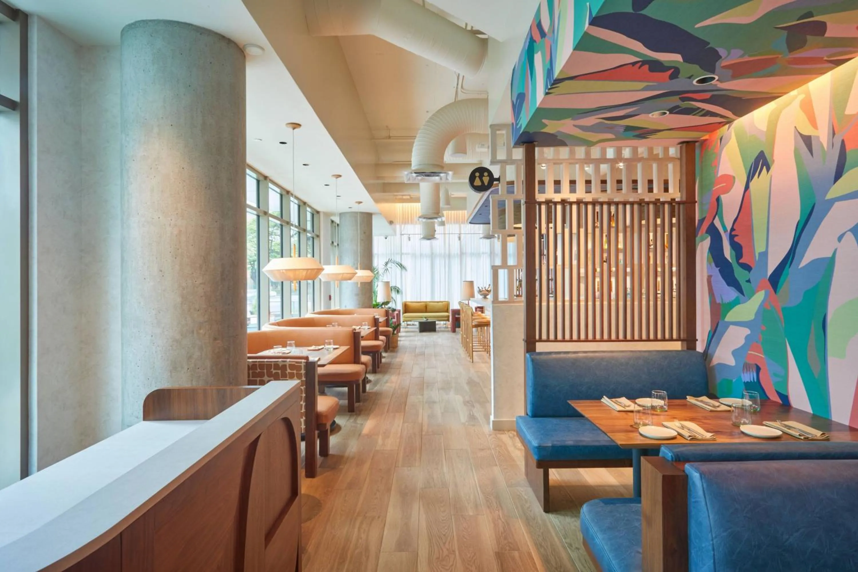 Restaurant/places to eat in Renaissance Residences Oahu Honolulu