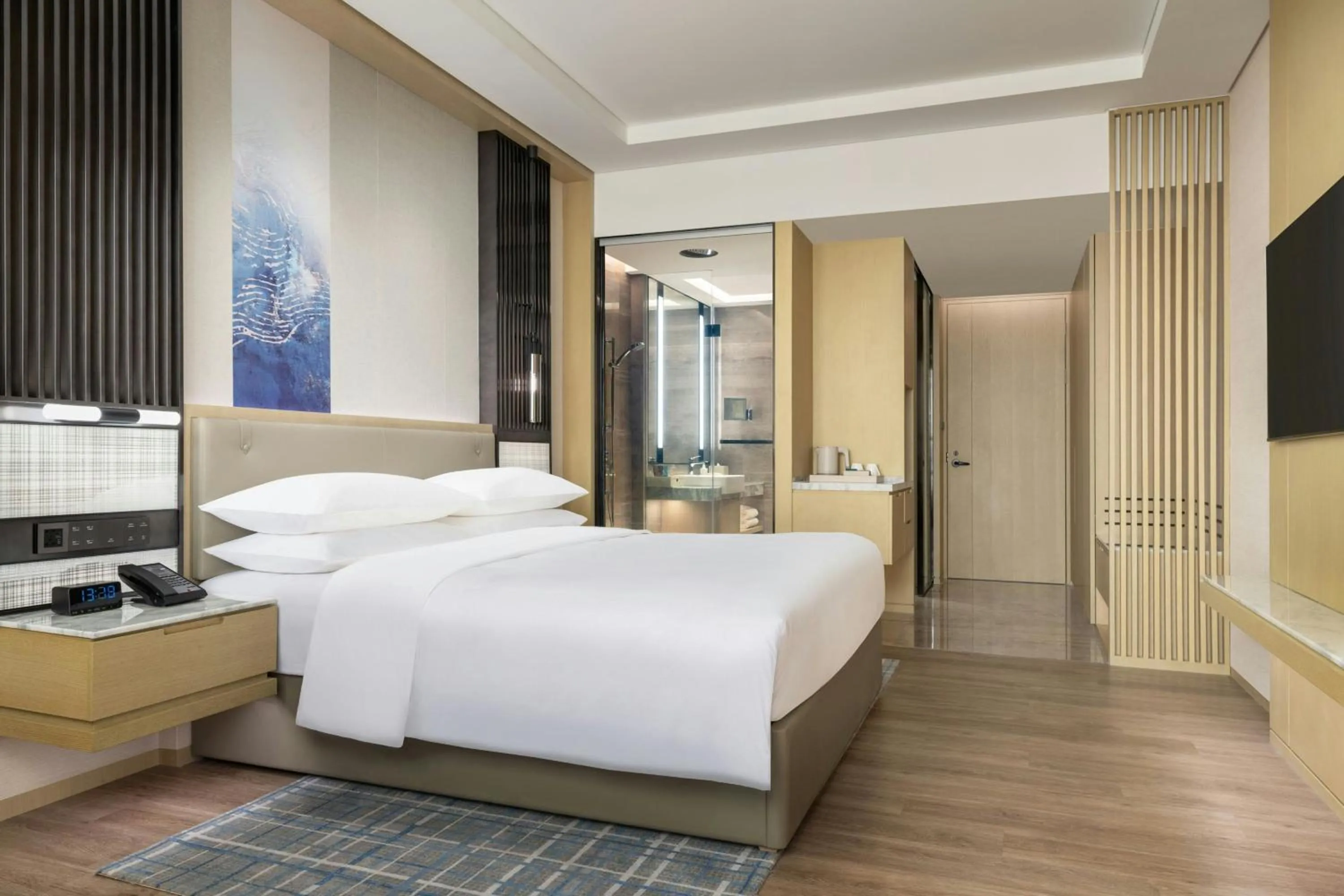 Photo of the whole room, Bed in Courtyard by Marriott Shanwei Haifeng