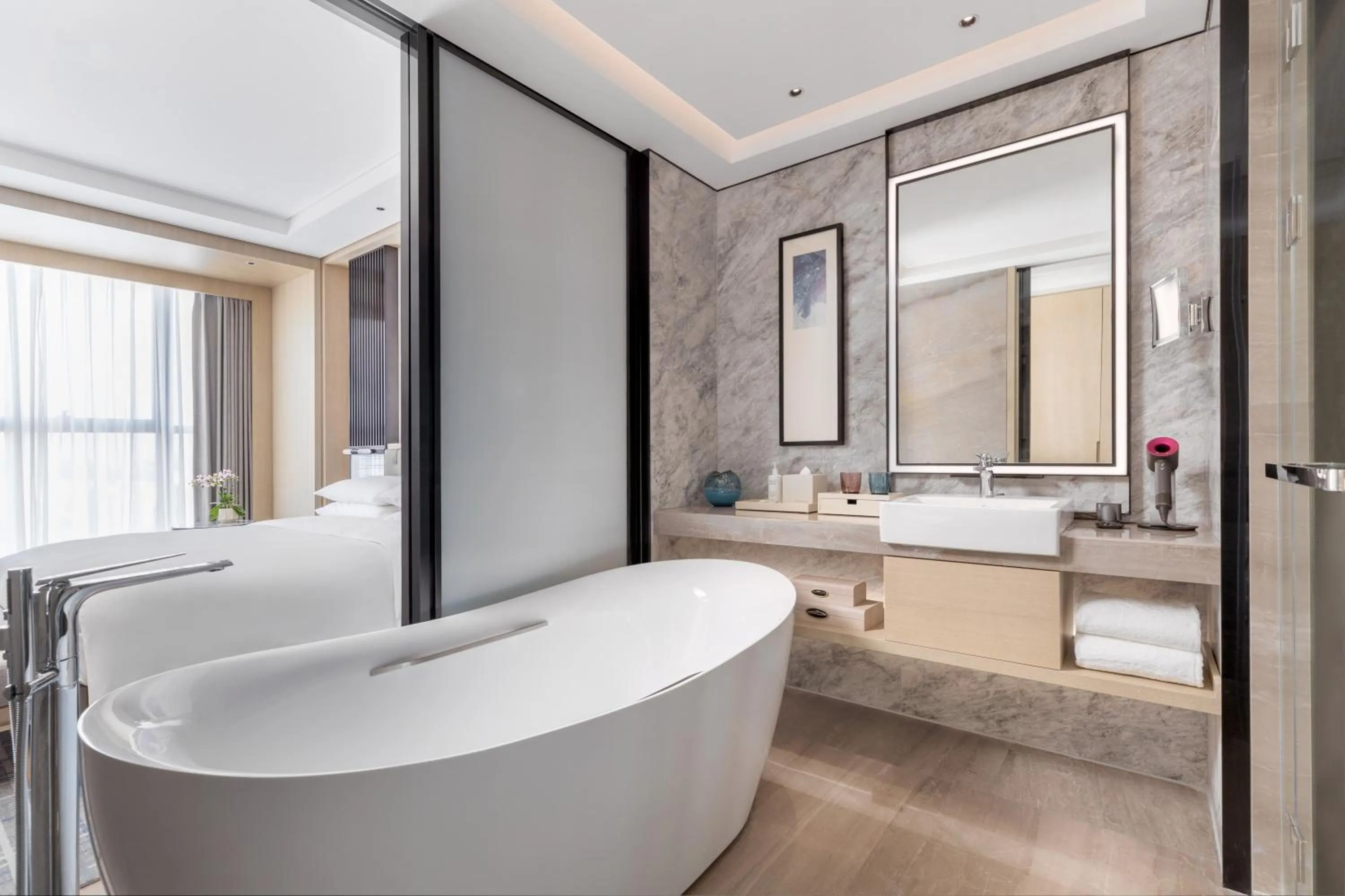 Toilet in Courtyard by Marriott Shanwei Haifeng