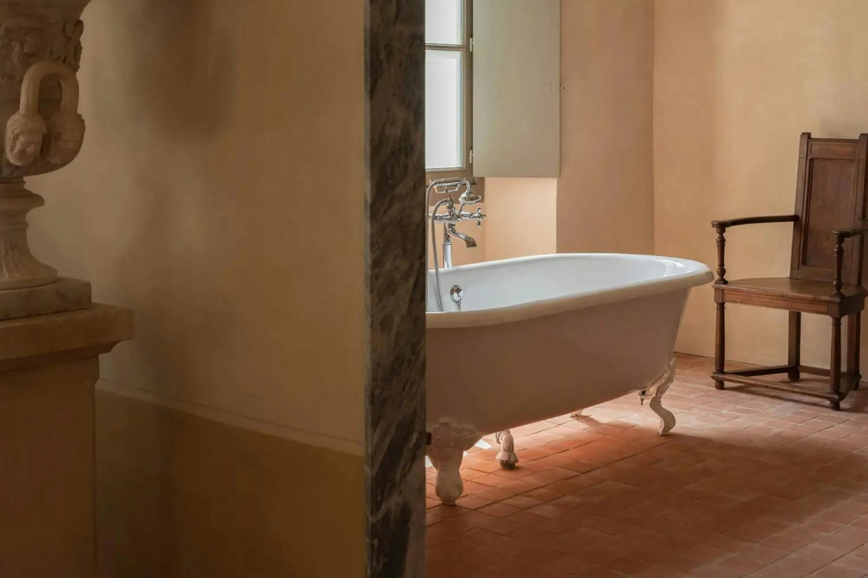 Bathroom in Hôtel du Couvent, a Luxury Collection Hotel, Nice