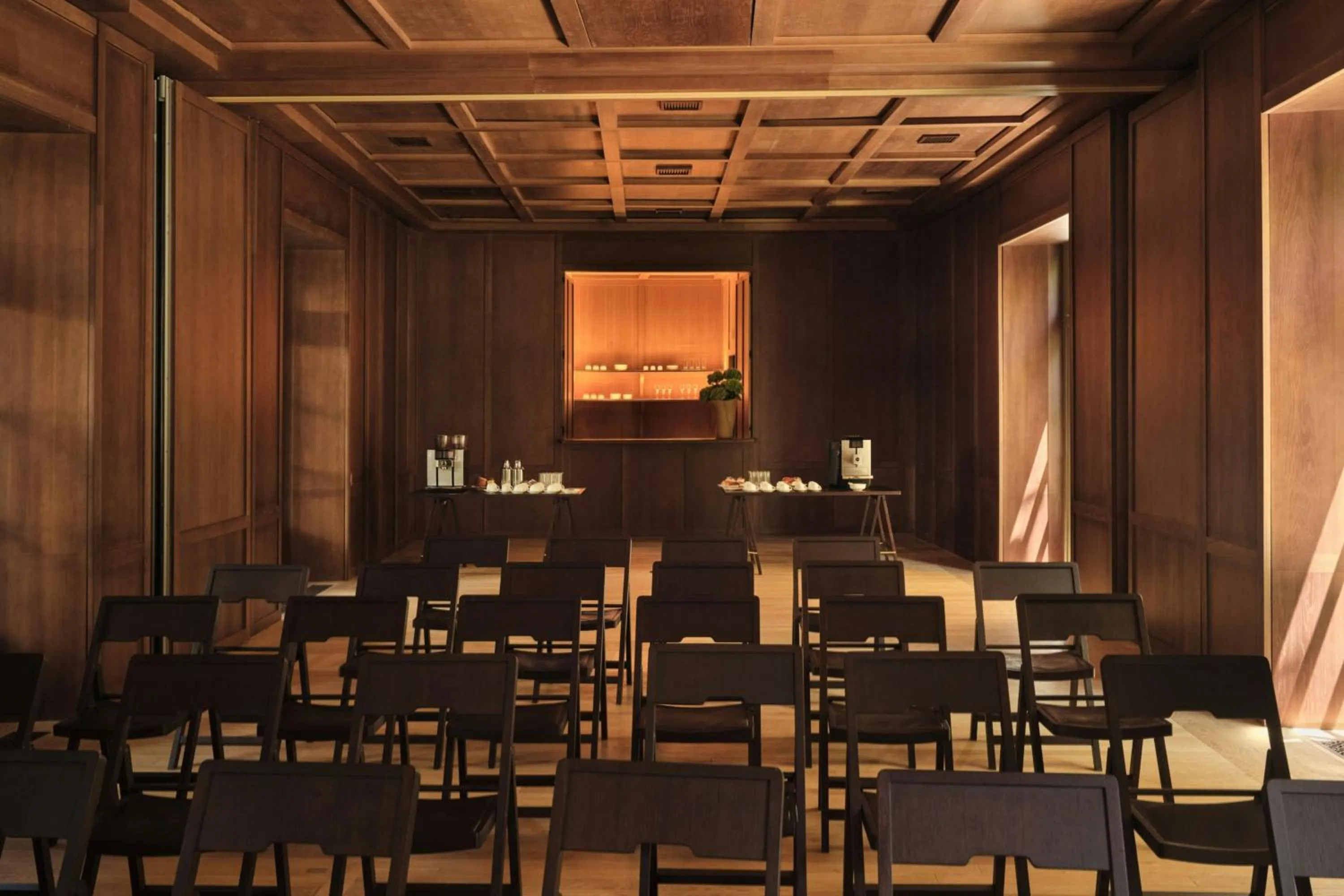 Meeting/conference room in Hôtel du Couvent, a Luxury Collection Hotel, Nice