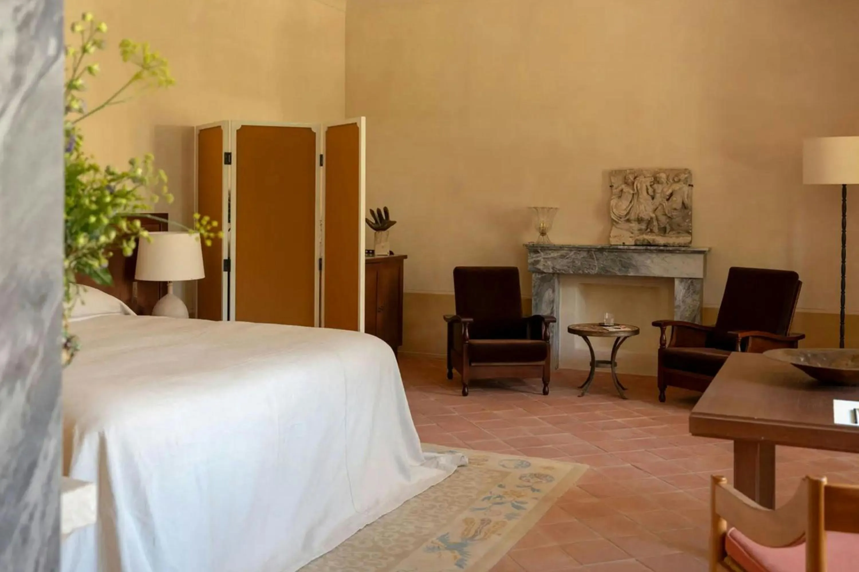 Photo of the whole room, Bed in Hôtel du Couvent, a Luxury Collection Hotel, Nice