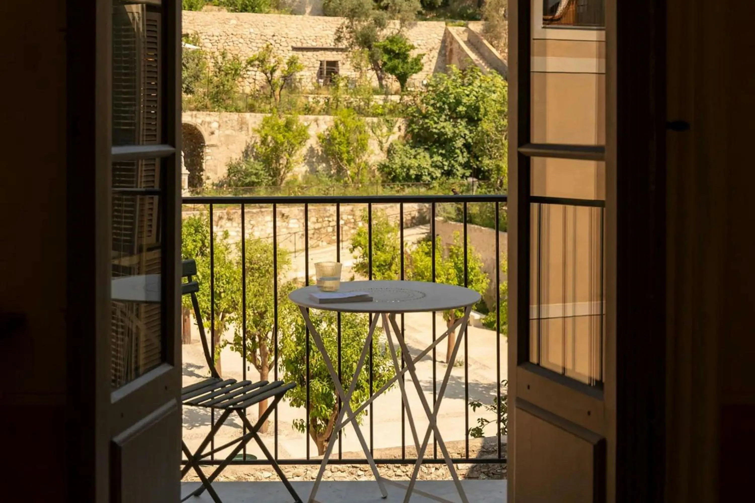 Photo of the whole room in Hôtel du Couvent, a Luxury Collection Hotel, Nice