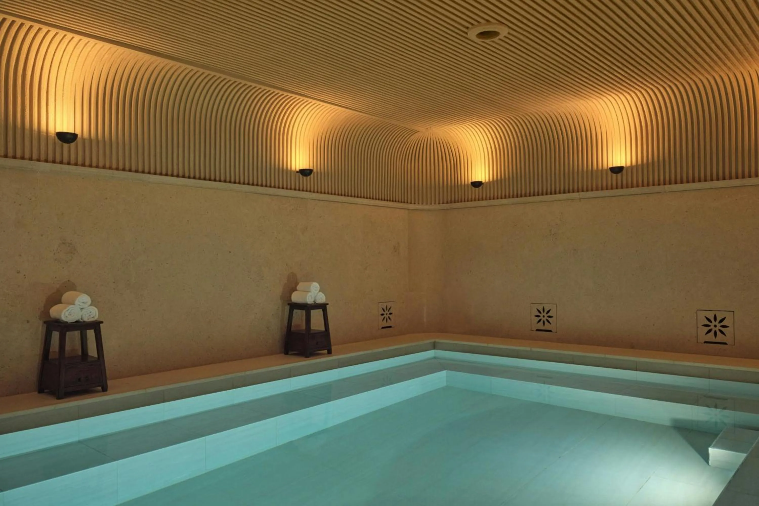 Swimming pool in Hôtel du Couvent, a Luxury Collection Hotel, Nice