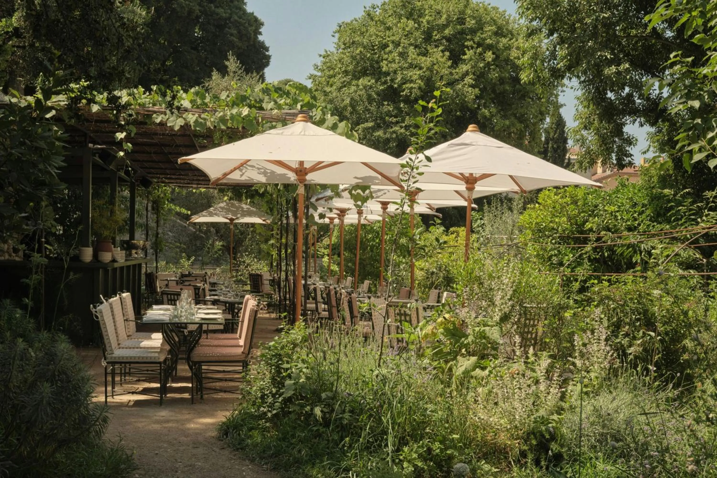 Swimming pool in Hôtel du Couvent, a Luxury Collection Hotel, Nice