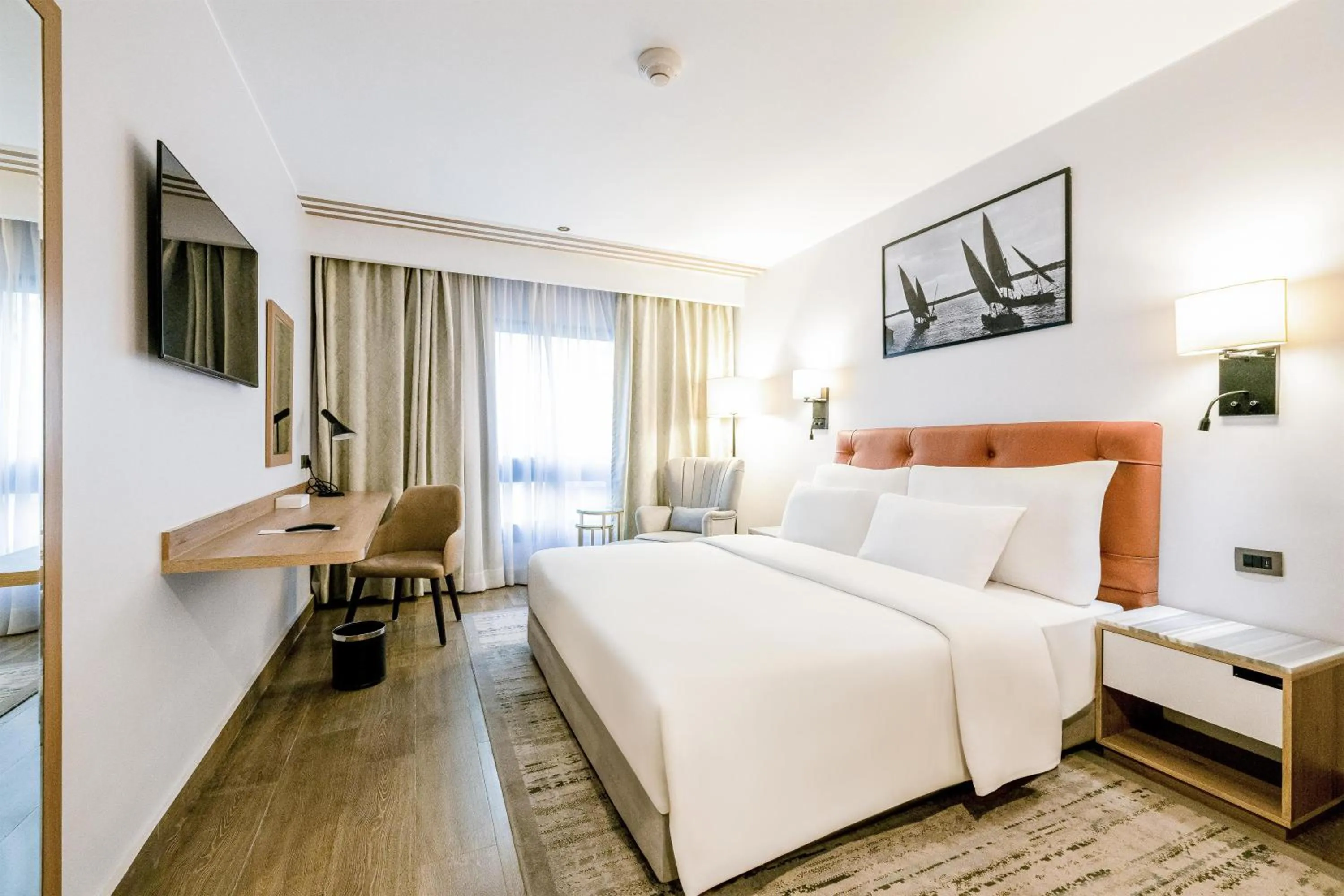 Photo of the whole room, Bed in Radisson Residences Cairo Heliopolis