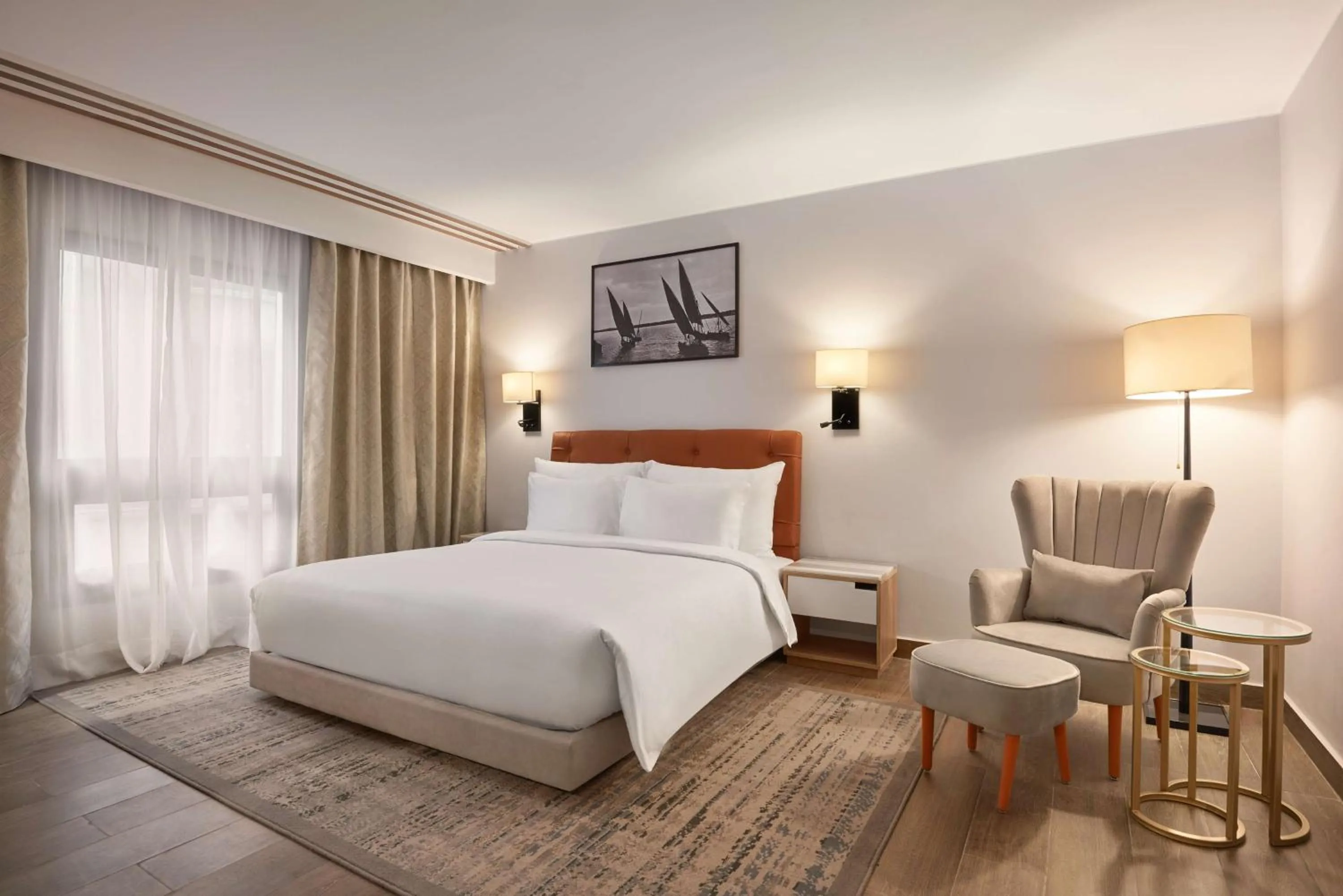 Bedroom, Bed in Radisson Residences Cairo Heliopolis