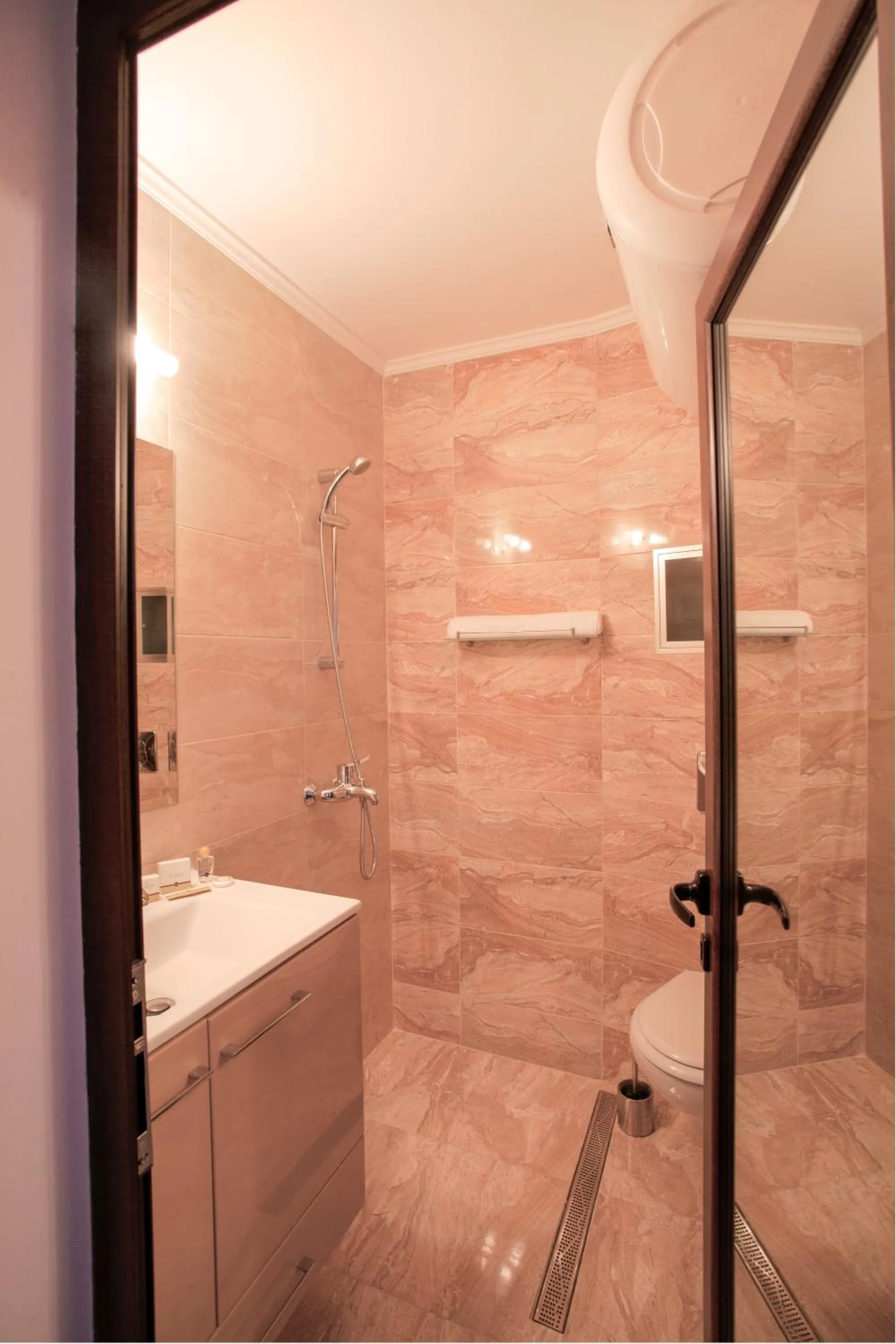 Bathroom in Old Plovdiv House in Kapana Area