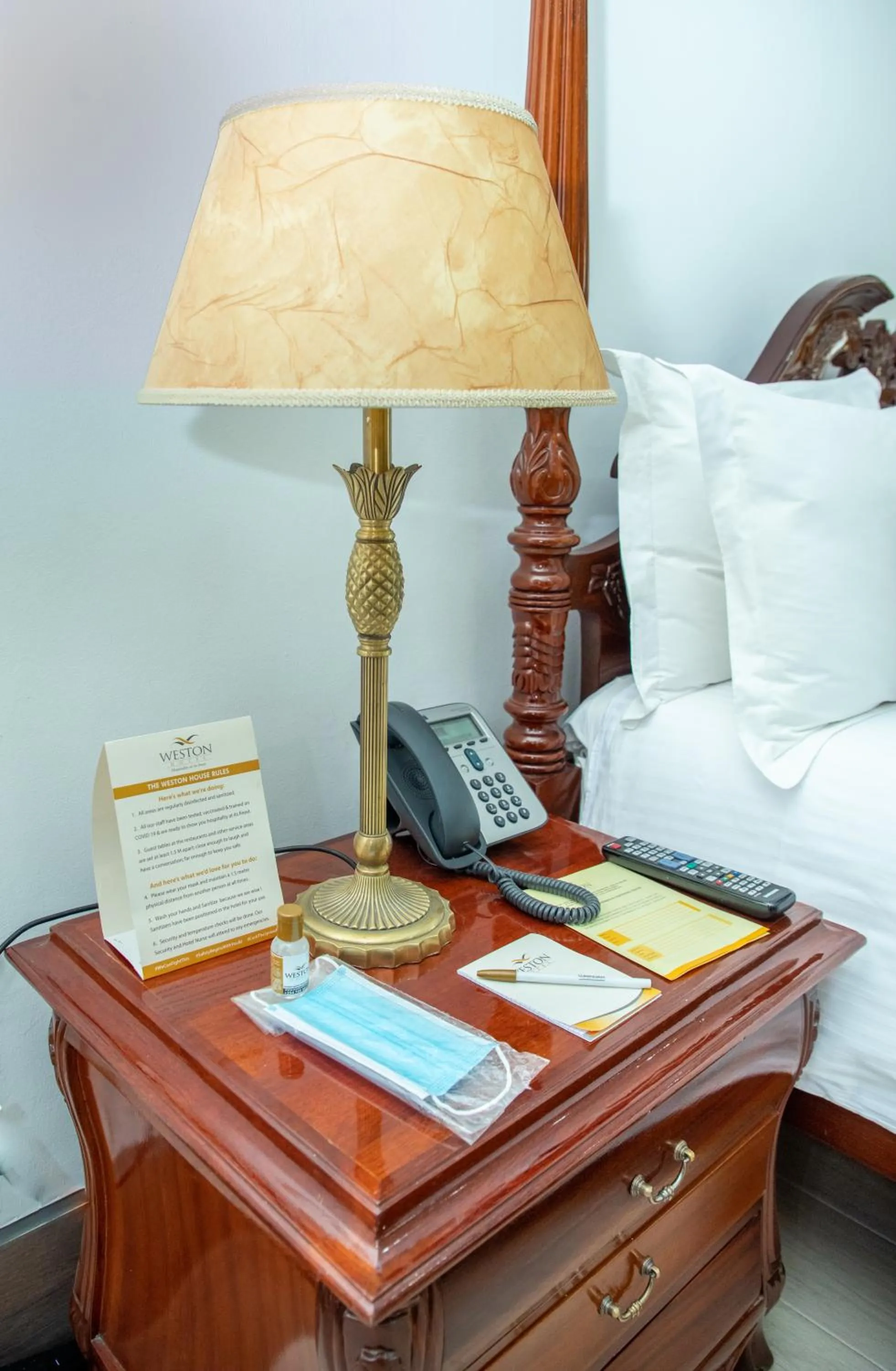 Business facilities, Bed in Weston Hotel