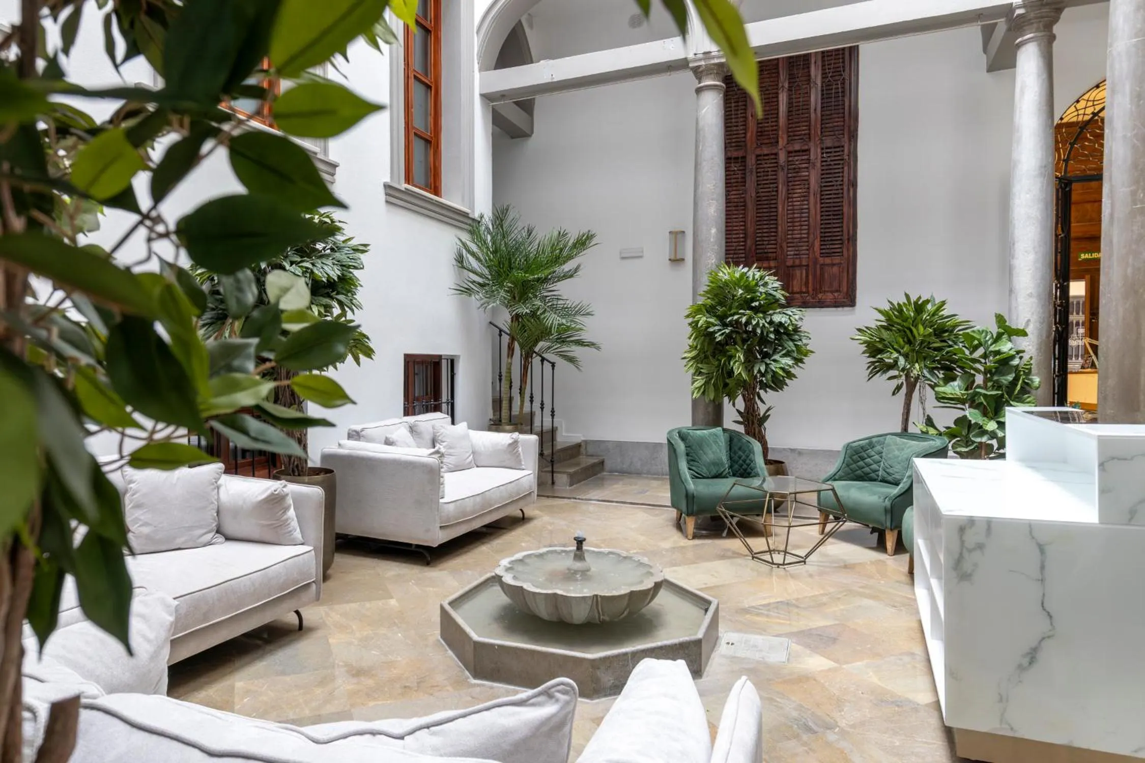 Area and facilities in BiBo Suites Palacio de Portago