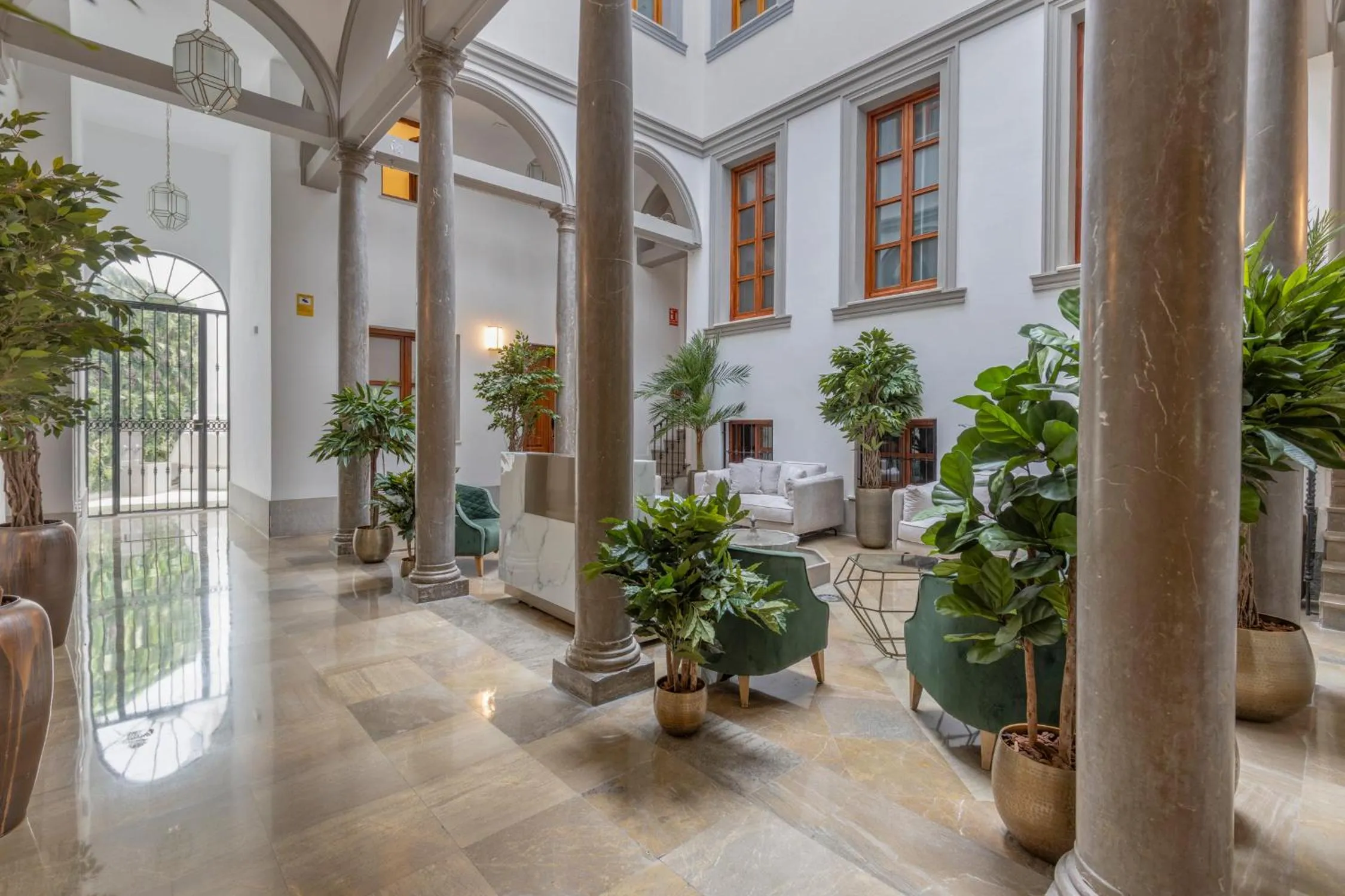 Property building in BiBo Suites Palacio de Portago