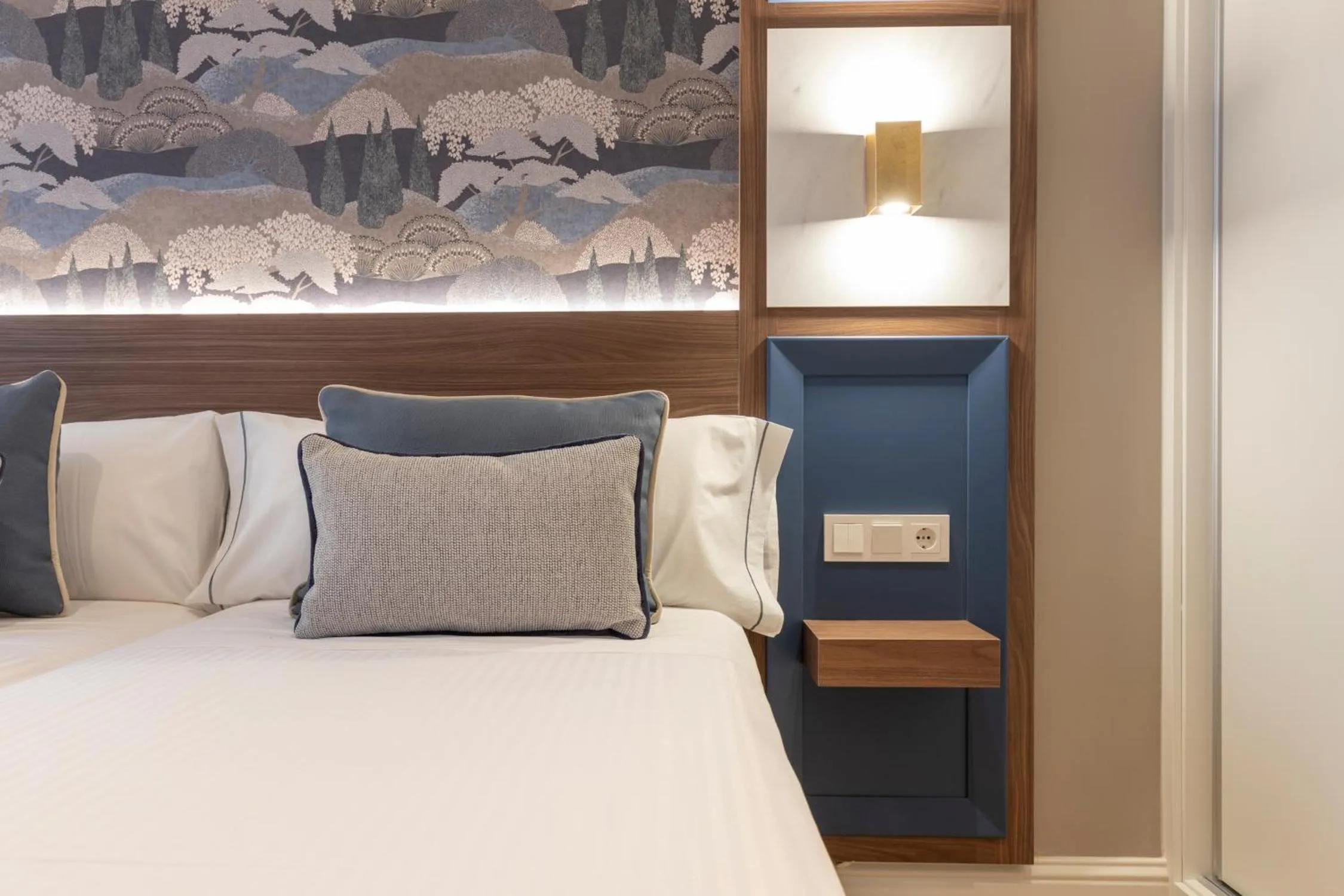 Bed in BiBo Suites Palacio de Portago