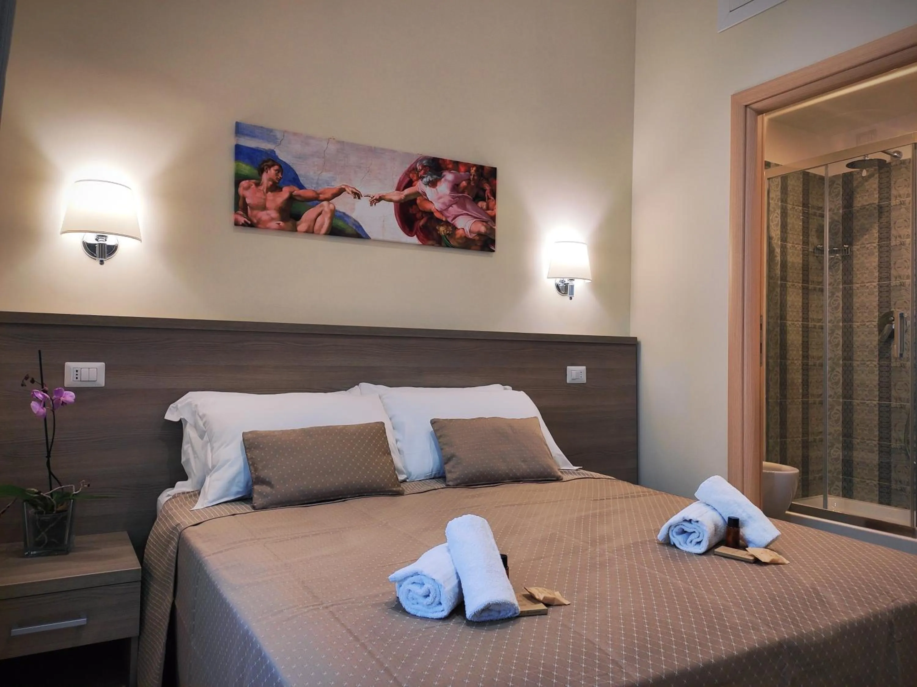 Bed in Luxury Suites - Stay Inn Rome Experience