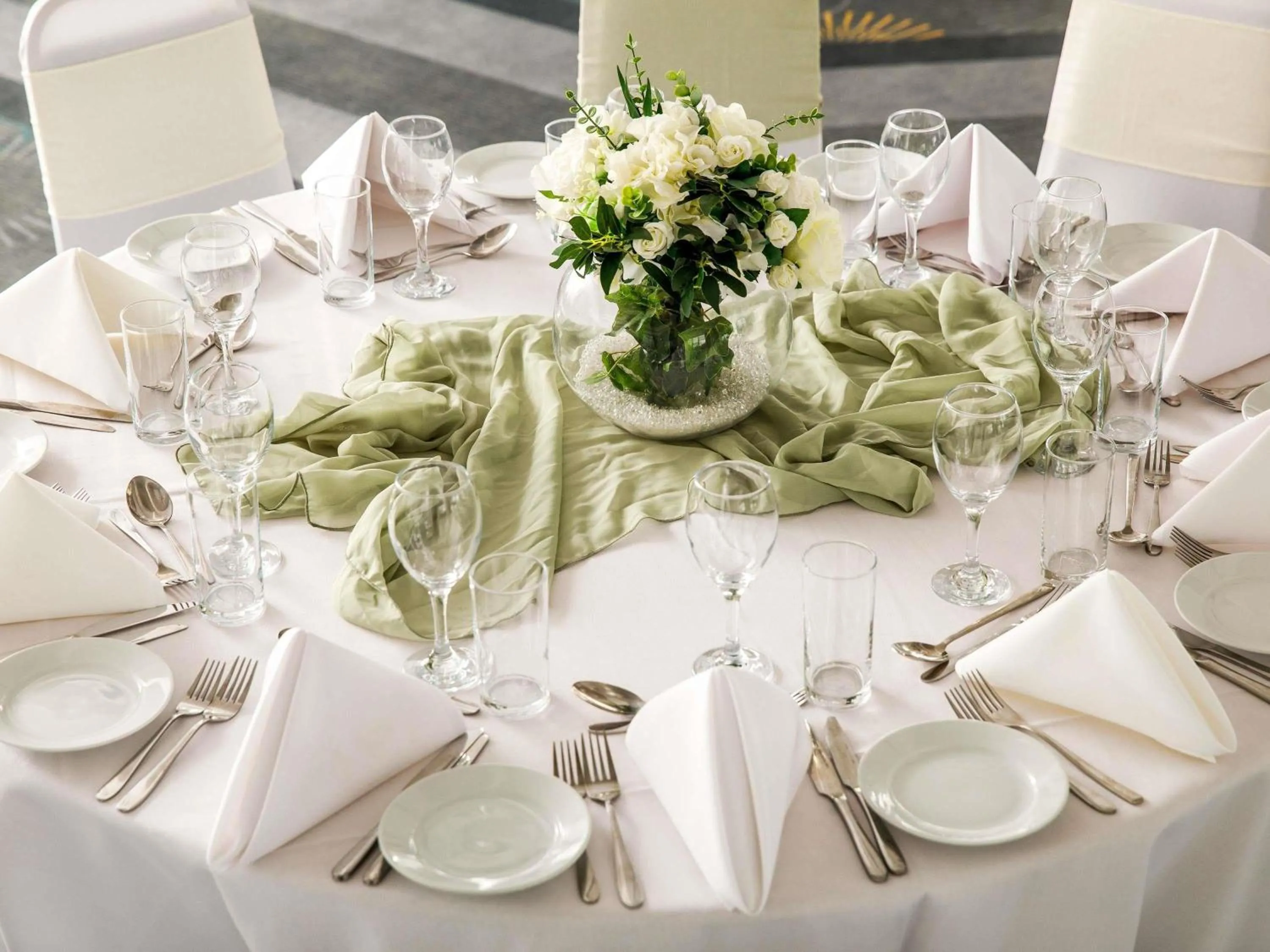 Meeting/conference room in Mercure Bedford Centre Hotel