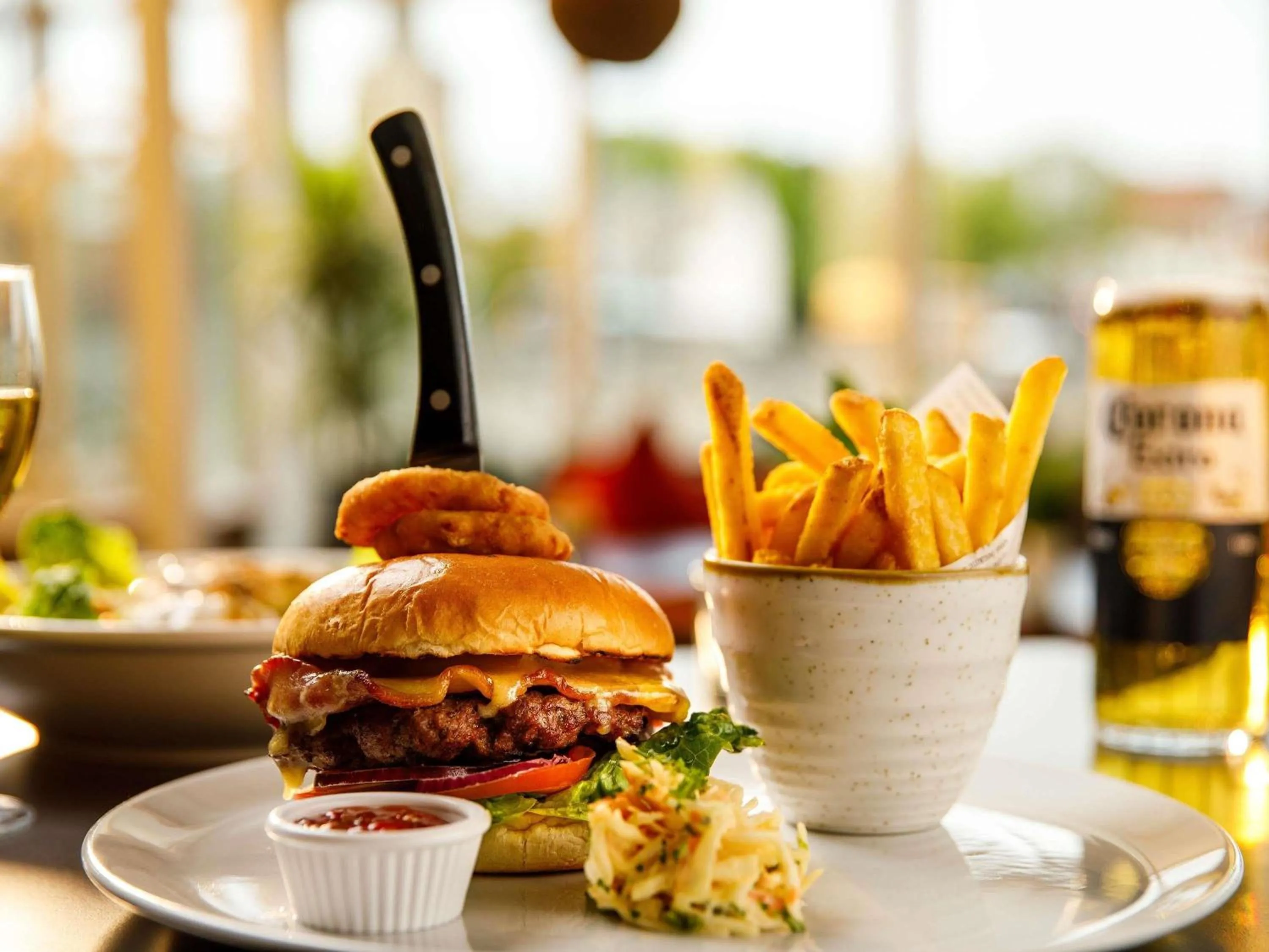 Restaurant/places to eat in Mercure Bedford Centre Hotel