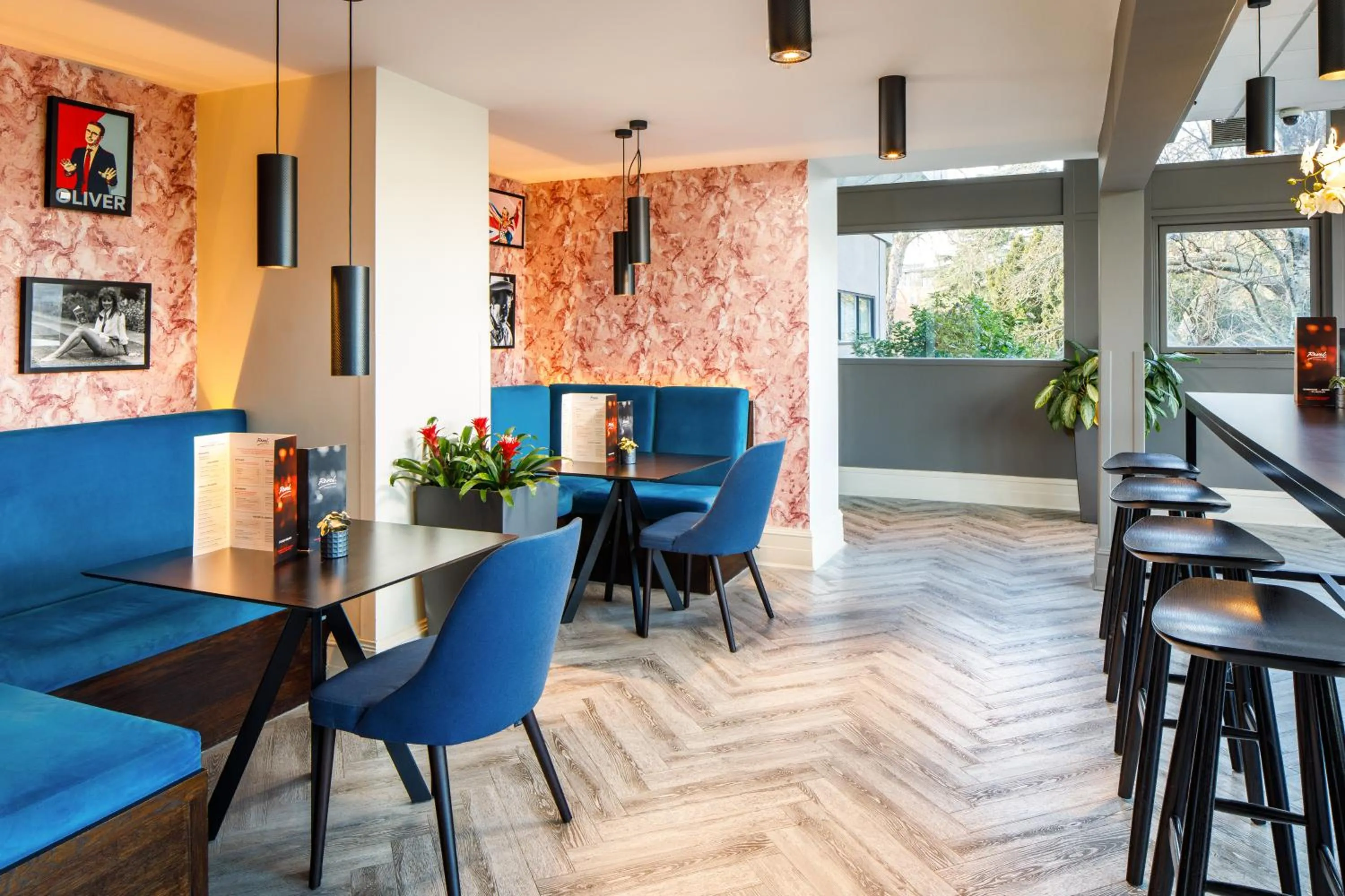 Restaurant/places to eat in Mercure Bedford Centre Hotel