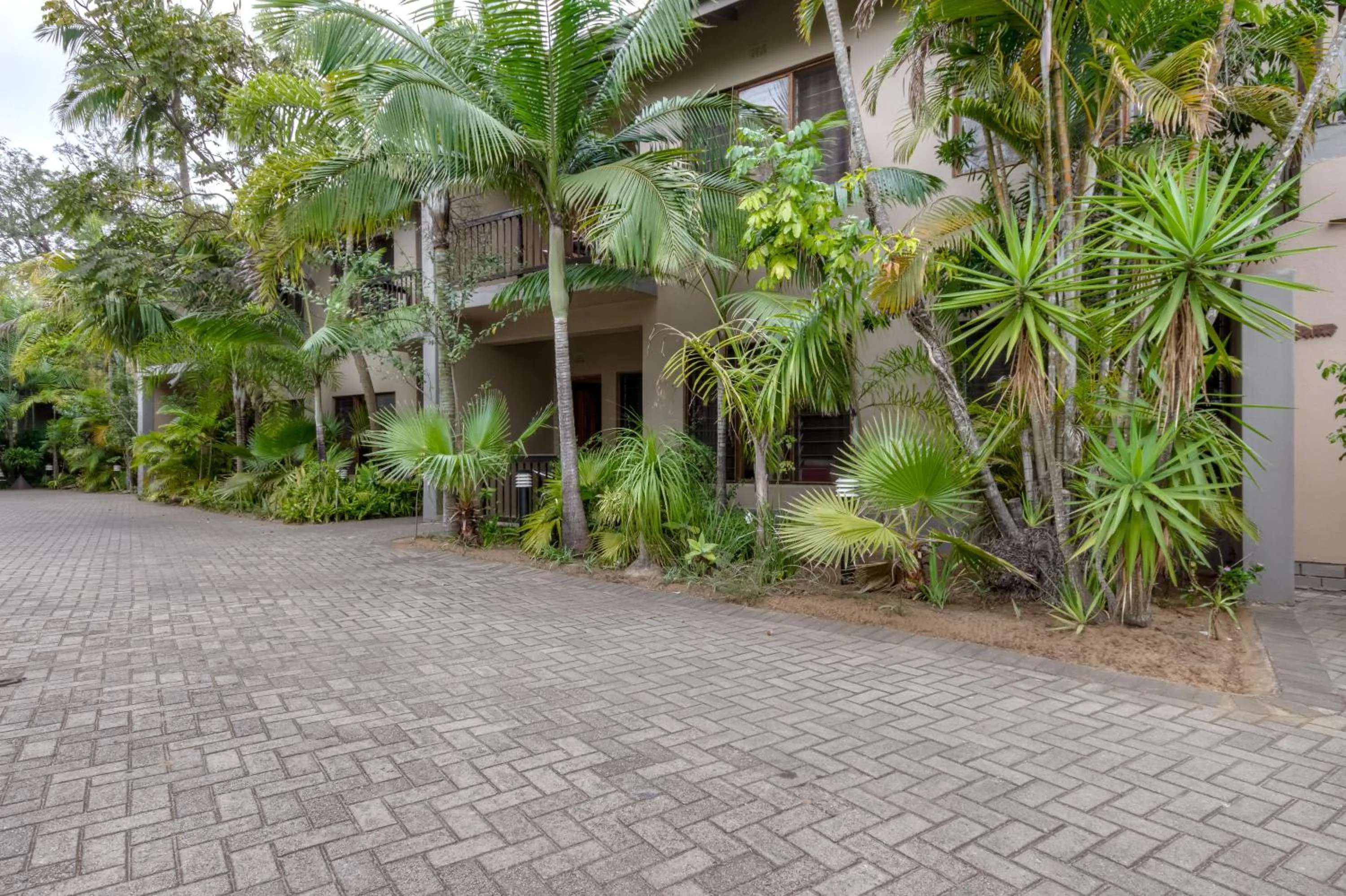Facade/entrance in Shonalanga Lodge