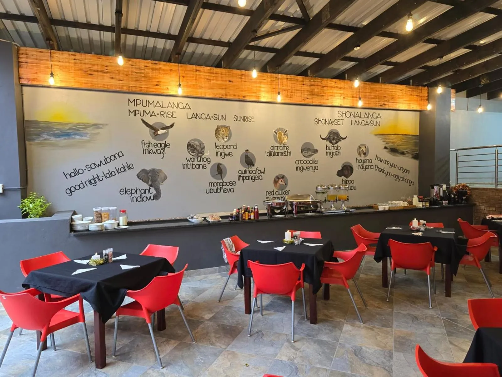 Restaurant/places to eat in Shonalanga Lodge