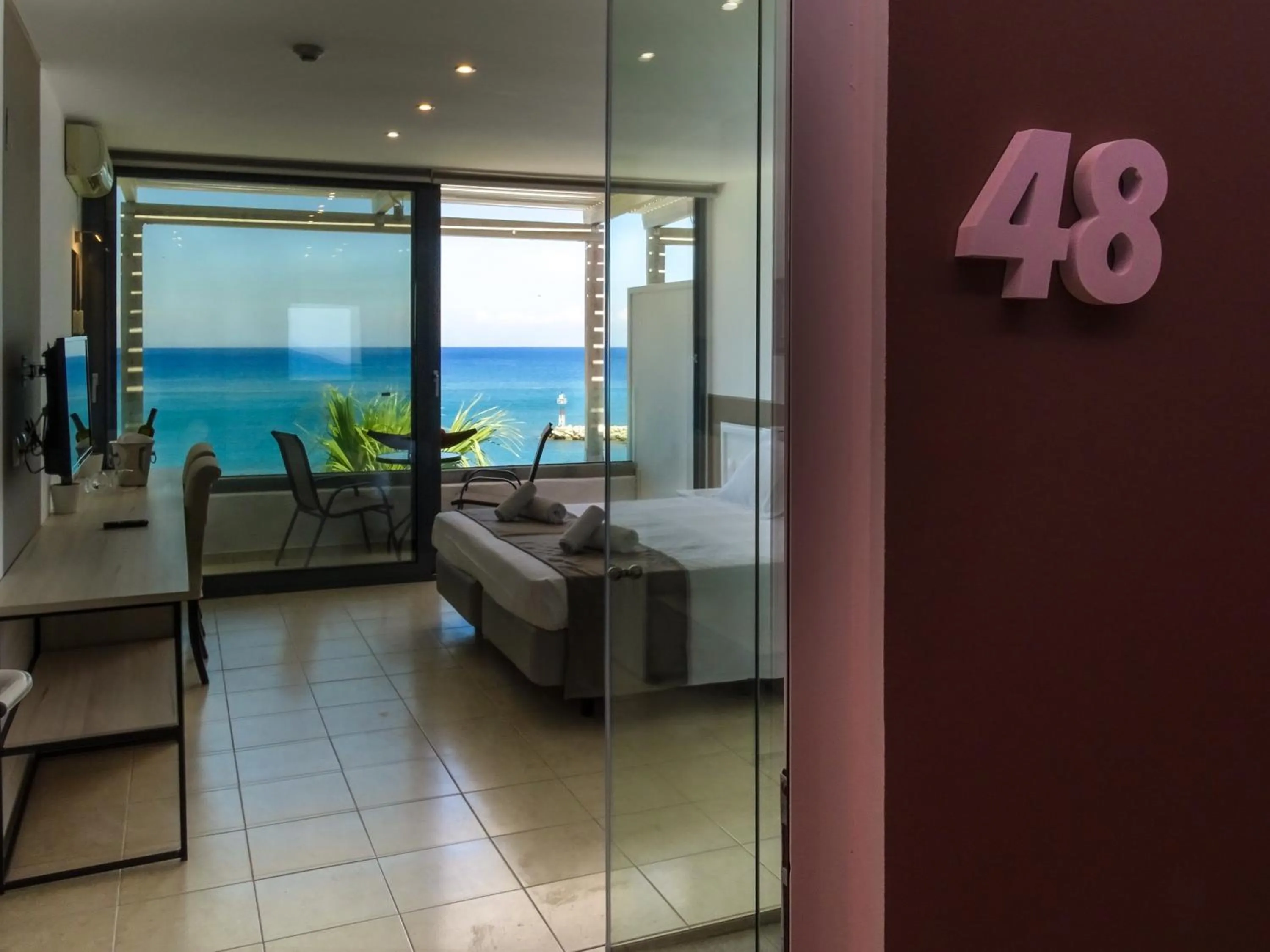 Bedroom in Lido Star