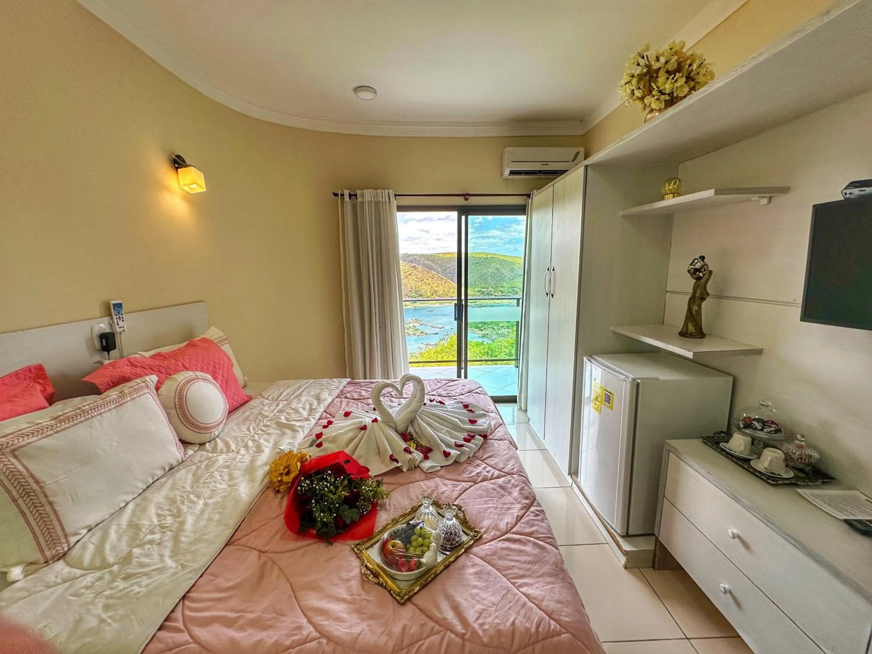 Bedroom, Bed in Hotel Aconchego do Velho Chico