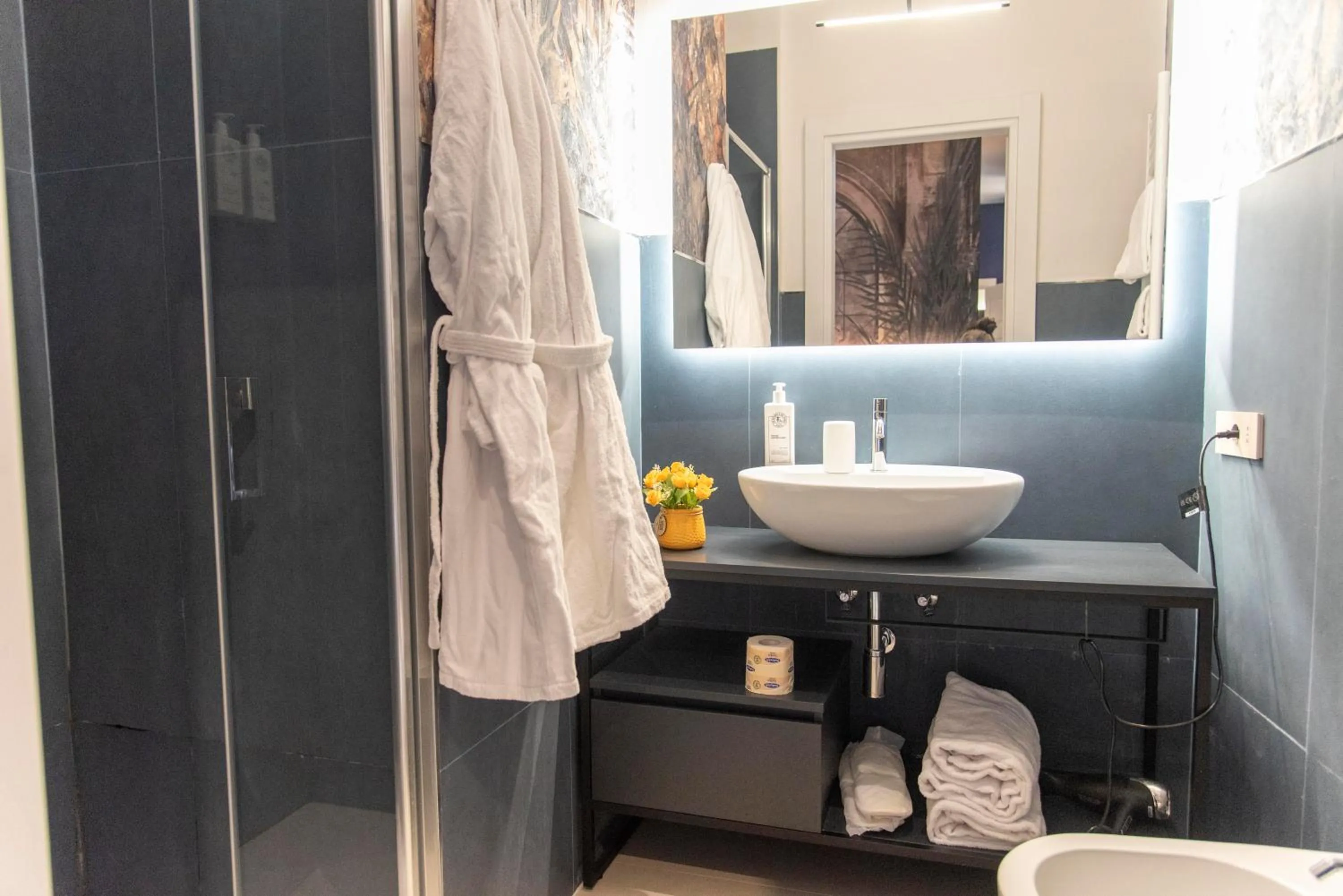 Adelaide Suite Dreams