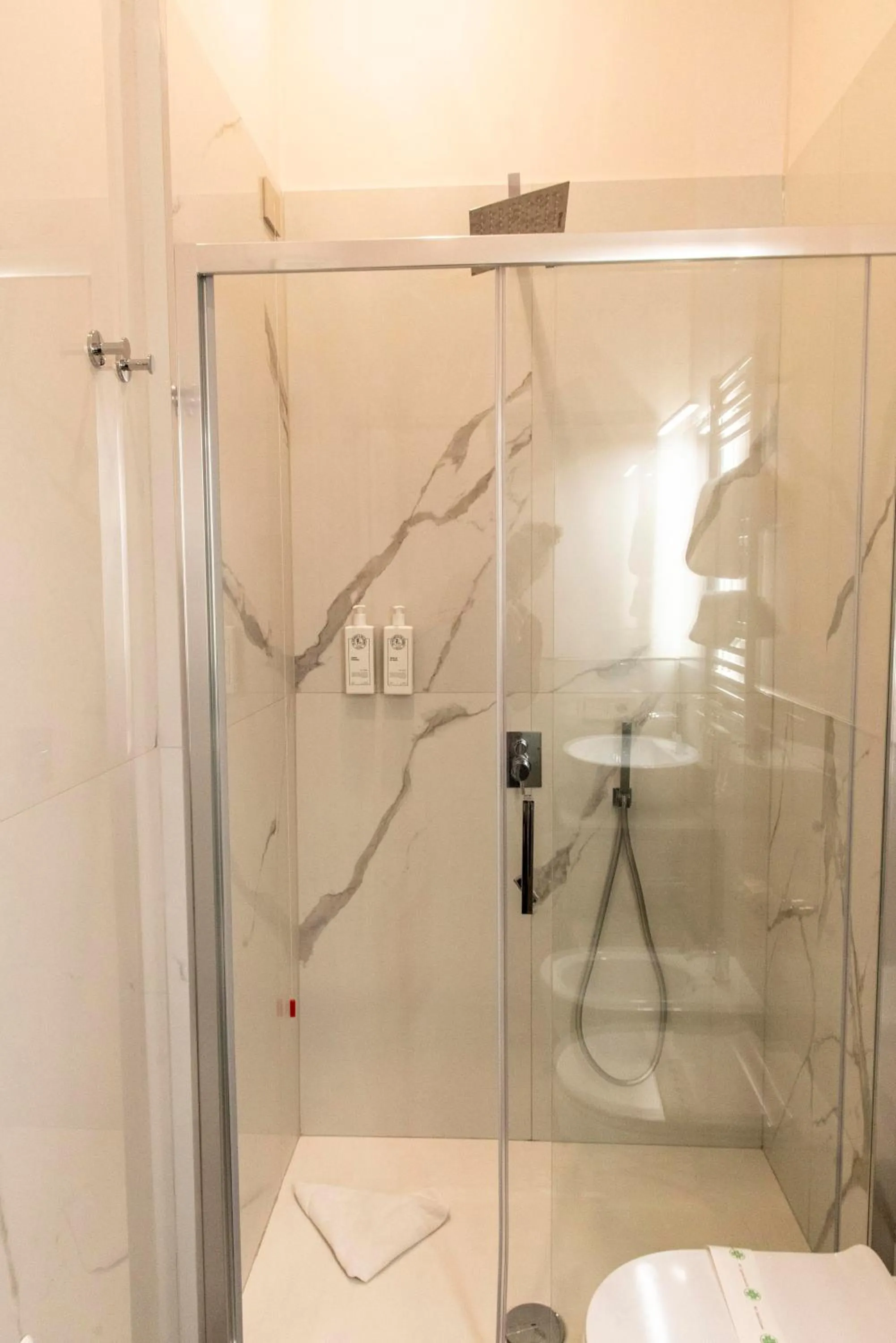 Adelaide Suite Dreams