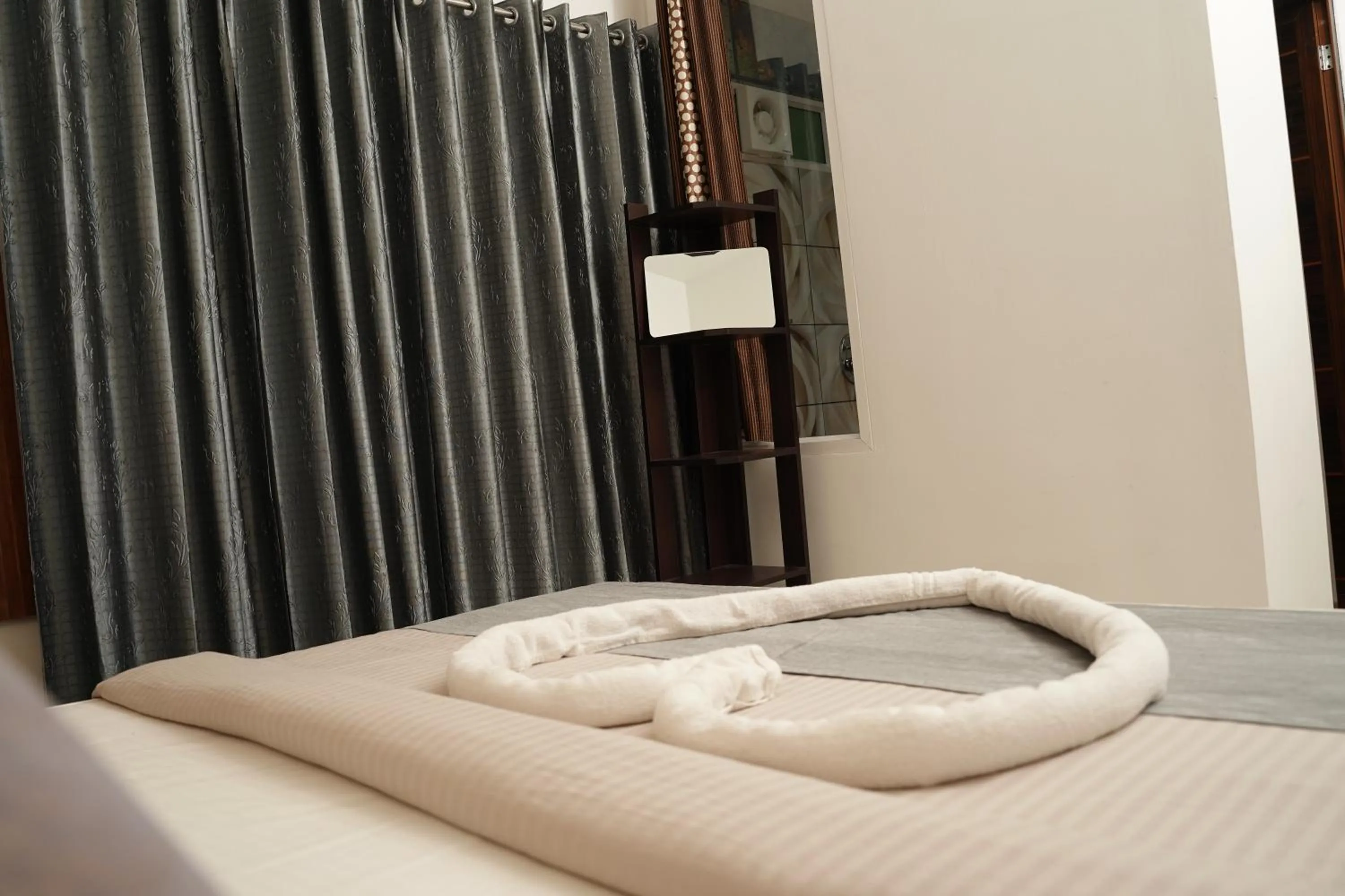 Bed in The wayside cottage Munnar