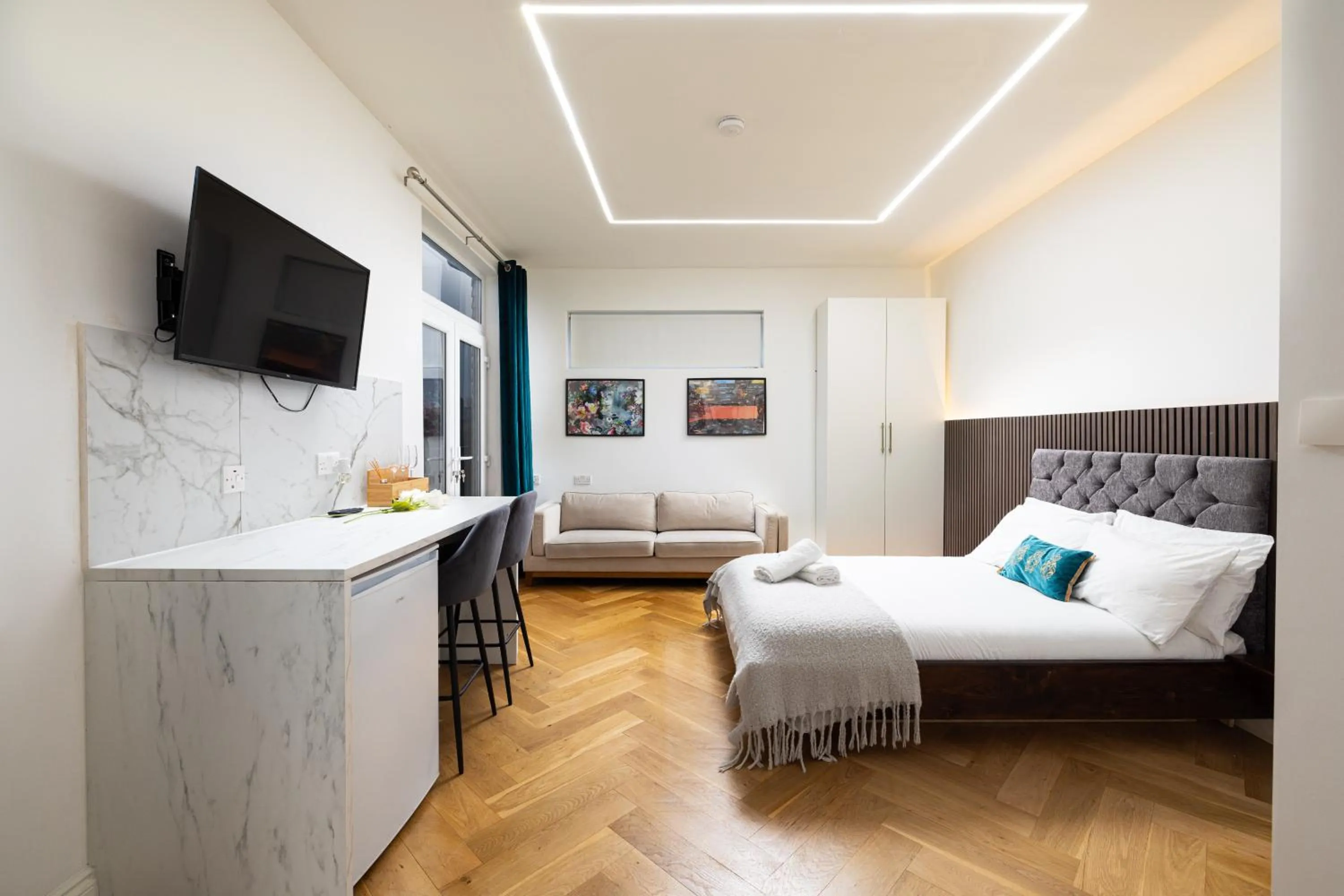 Bed in London Studios and Suites