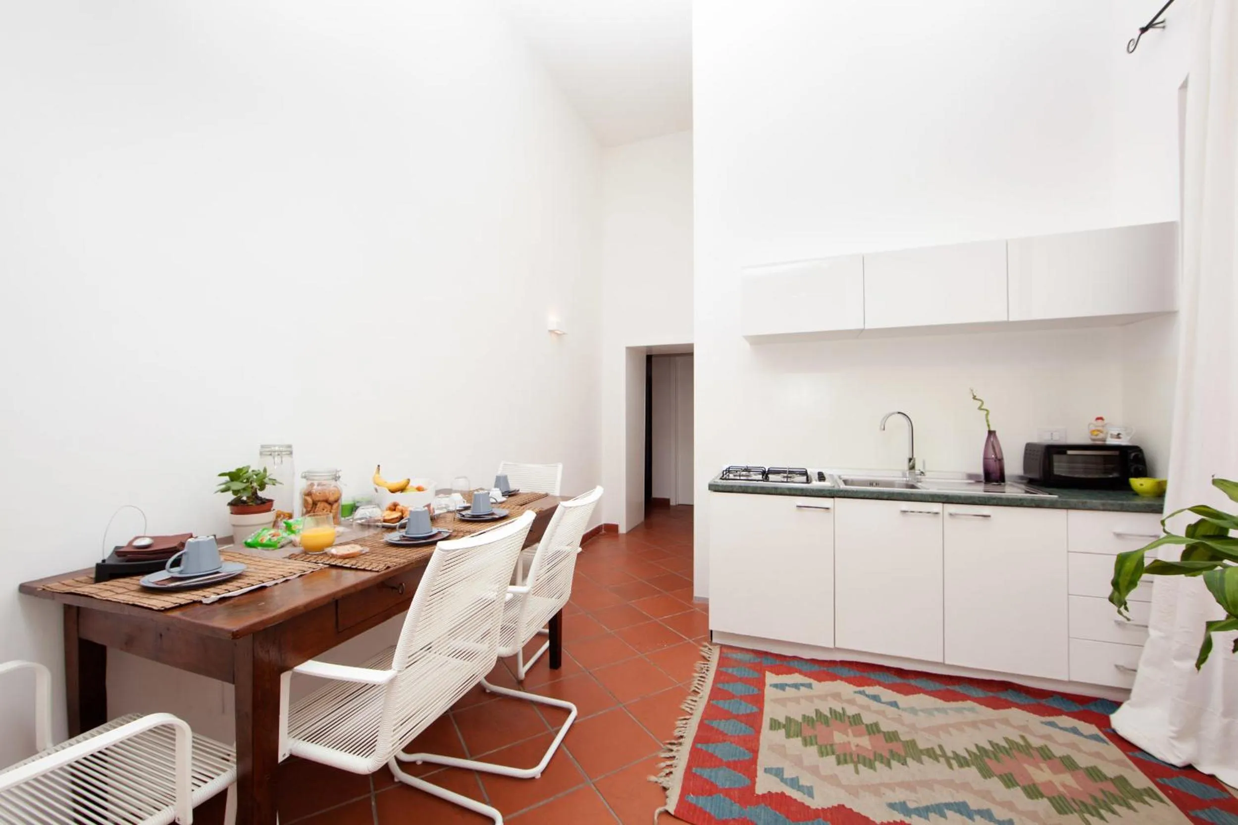 Communal kitchen in B&B Corte Dei Taralli