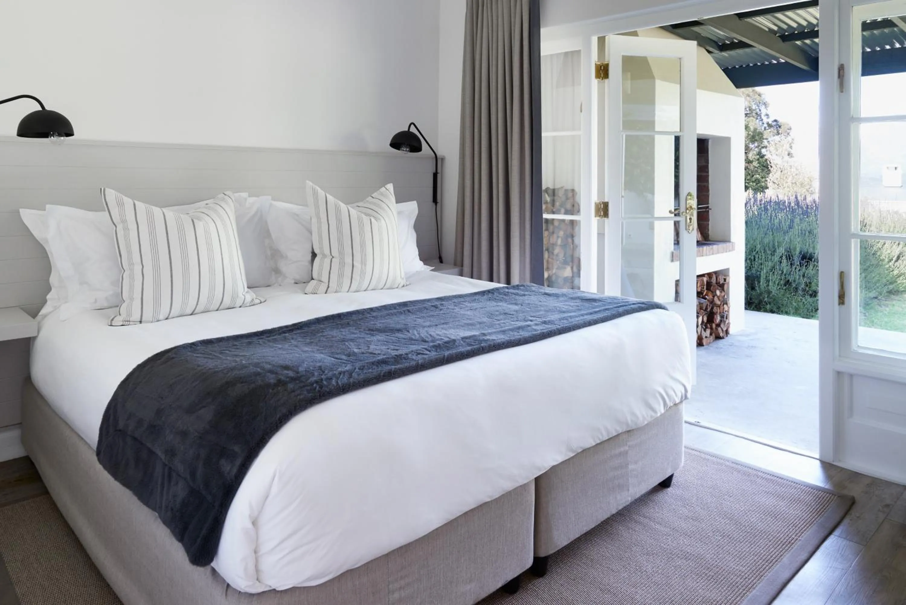 Bed in Boschendal Farm Estate