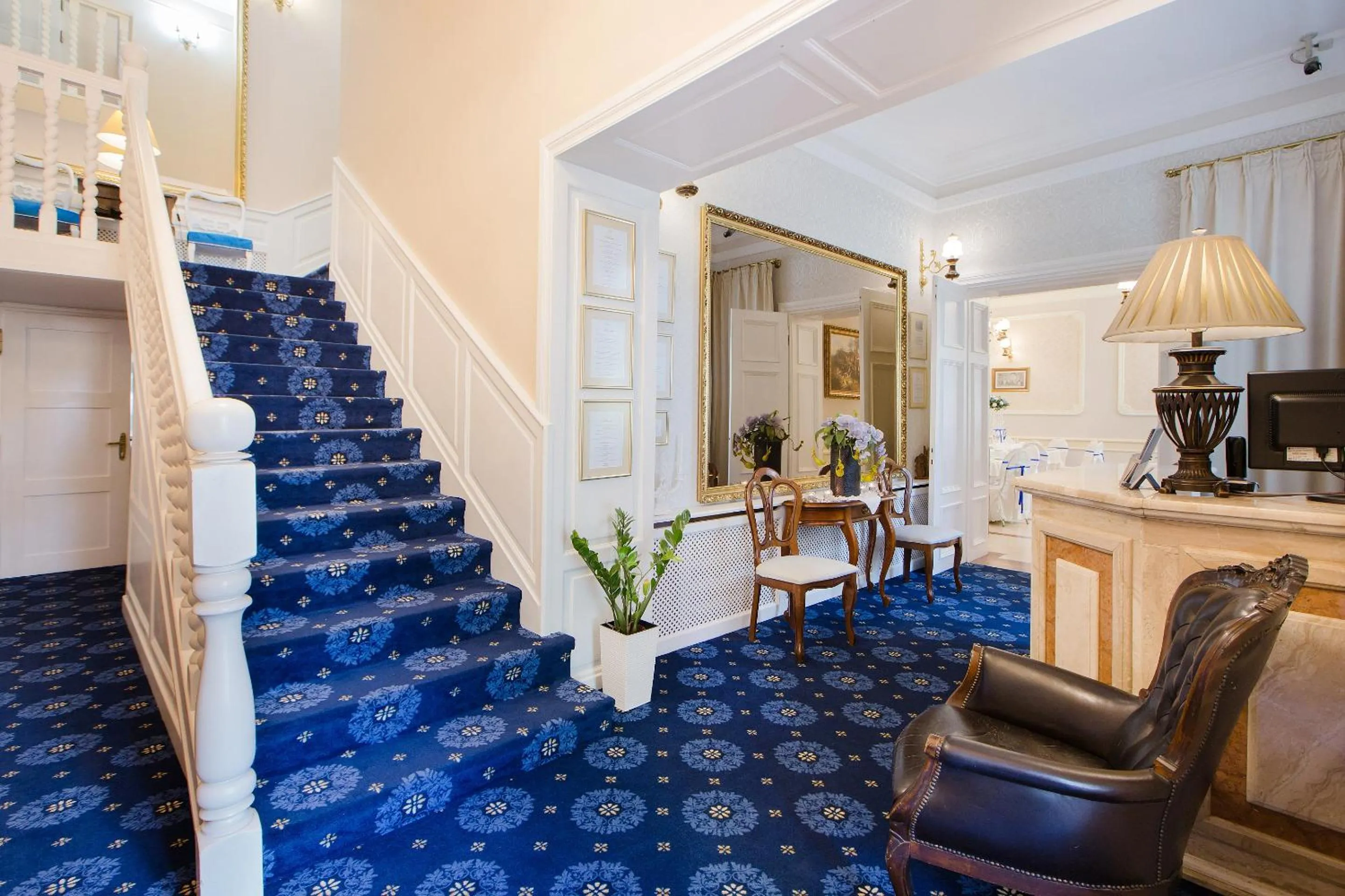 Lobby or reception in Dwór Hetman