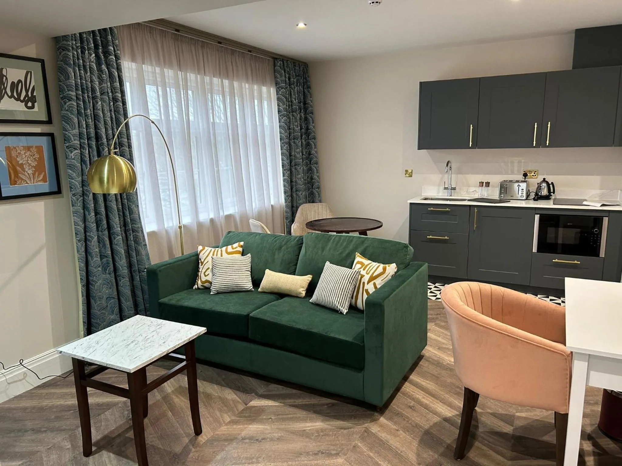 Kitchen or kitchenette in The Hillbrook Hotel & Spa - Sherborne