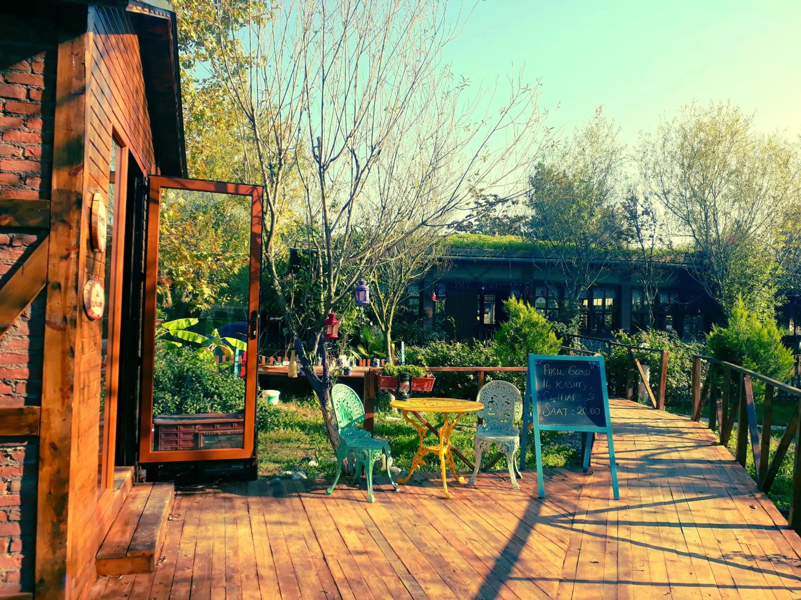 Garden in Otantik Tas Ev