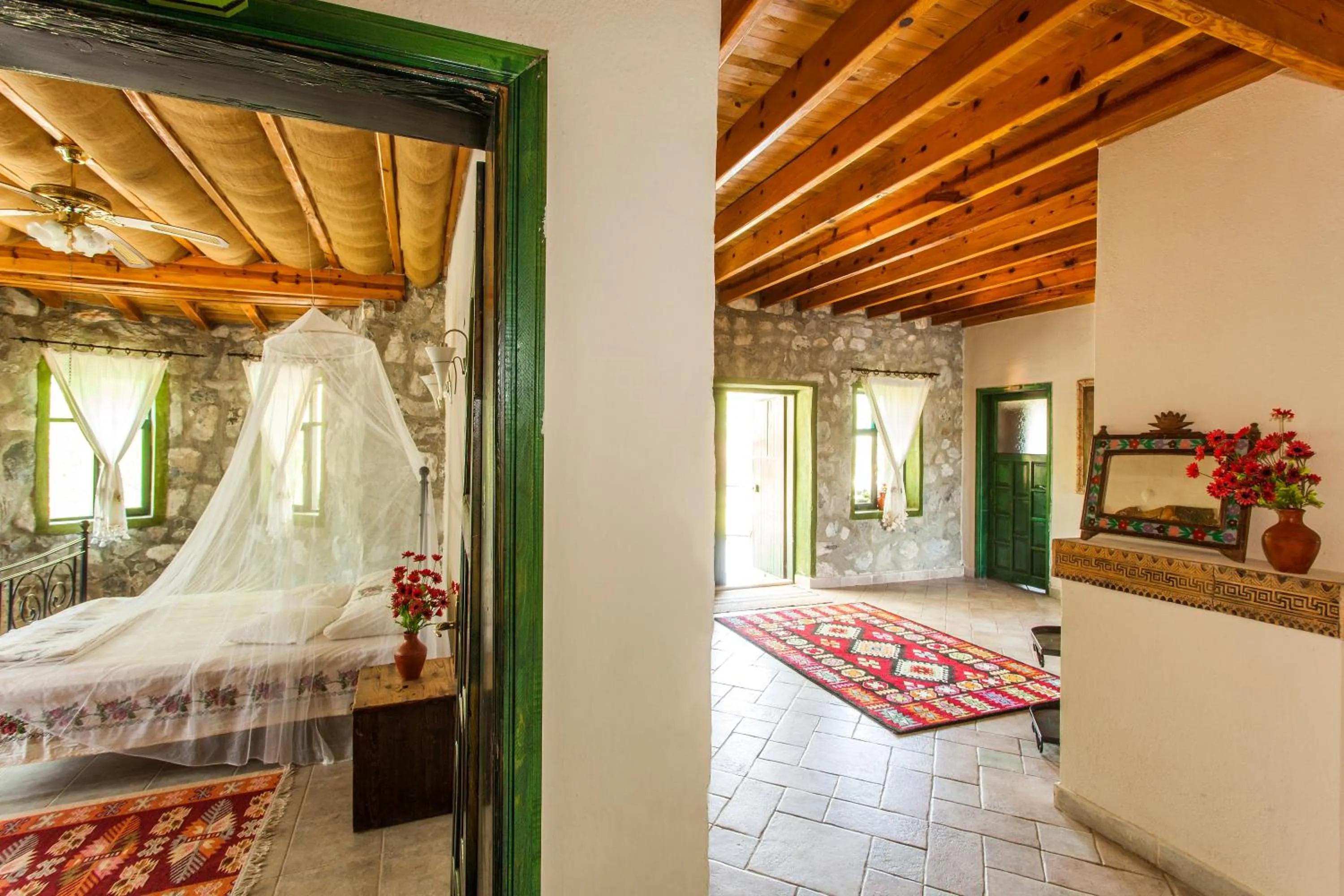 Decorative detail in Otantik Tas Ev