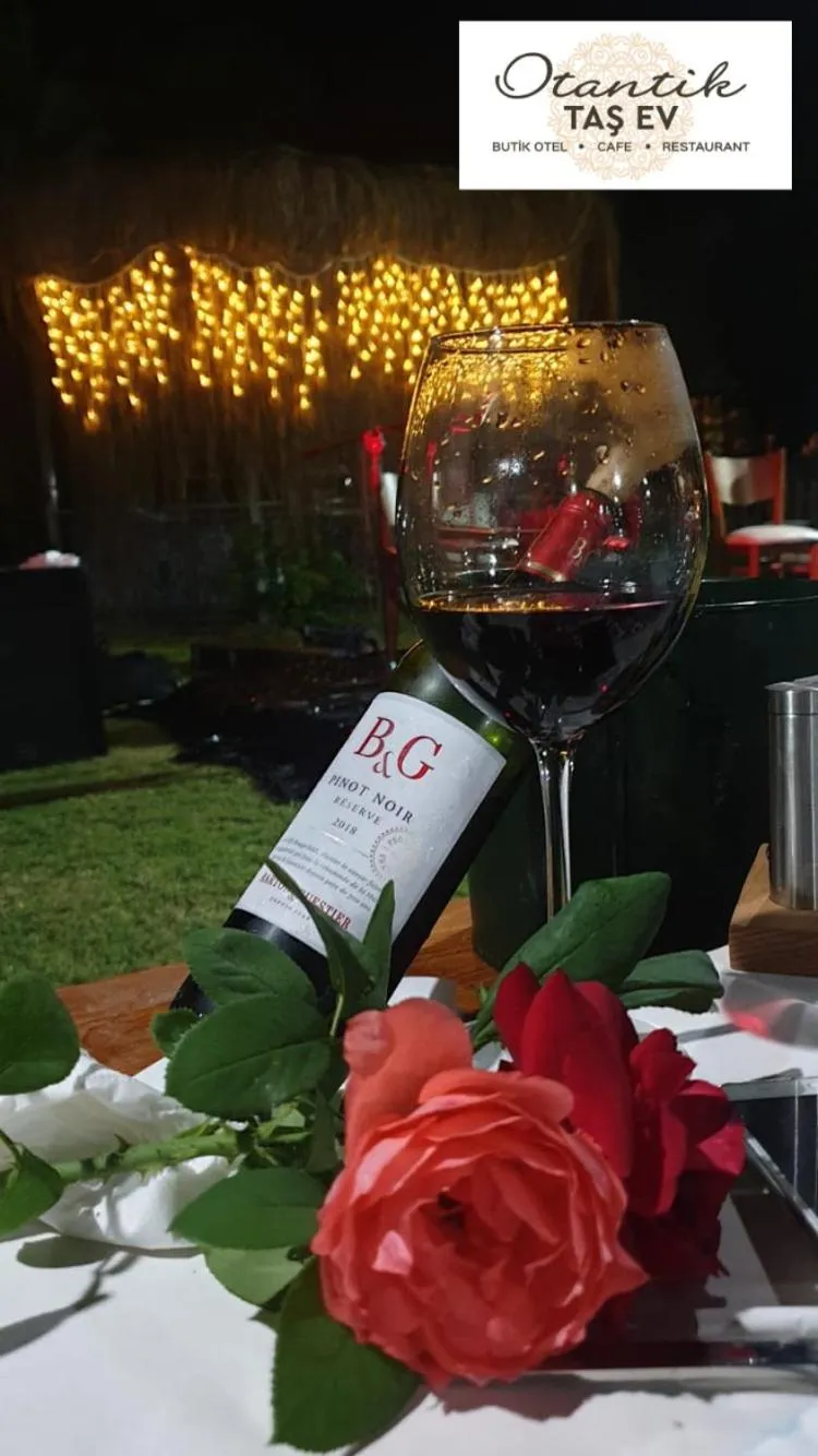 Restaurant/places to eat in Otantik Tas Ev