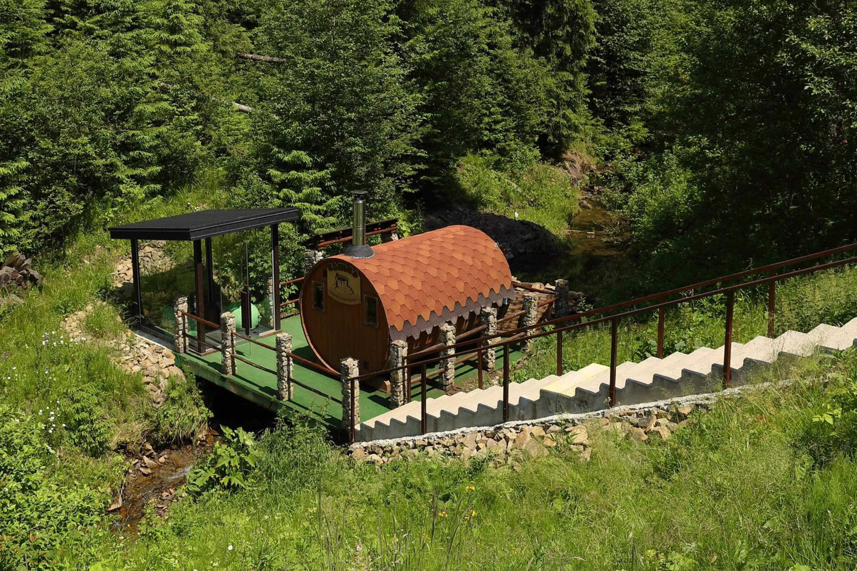 Sauna in Chalet CrepDeChine Hotel